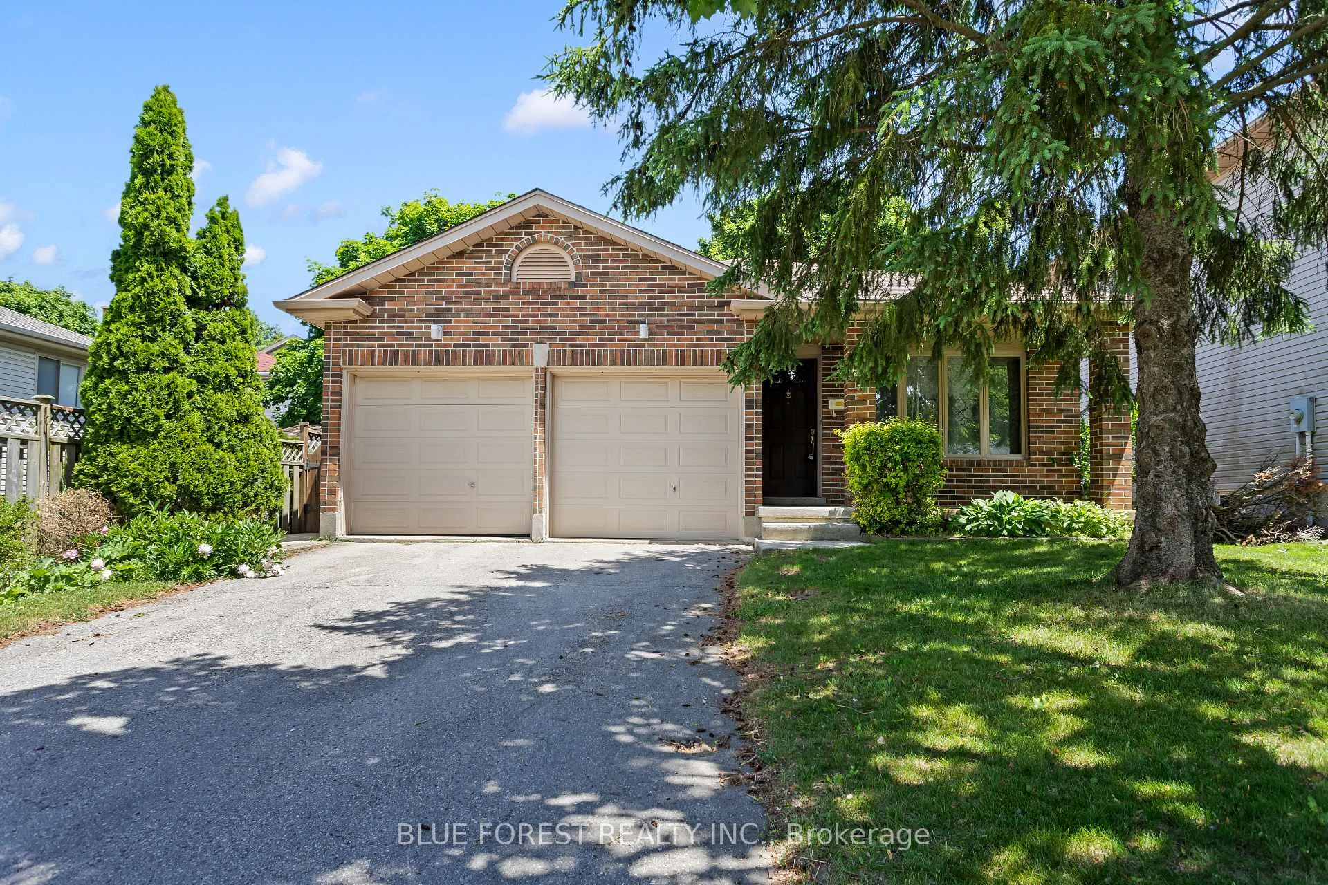 Photo 1 of 30 Gerald Crescent, London, South J — HOMEH