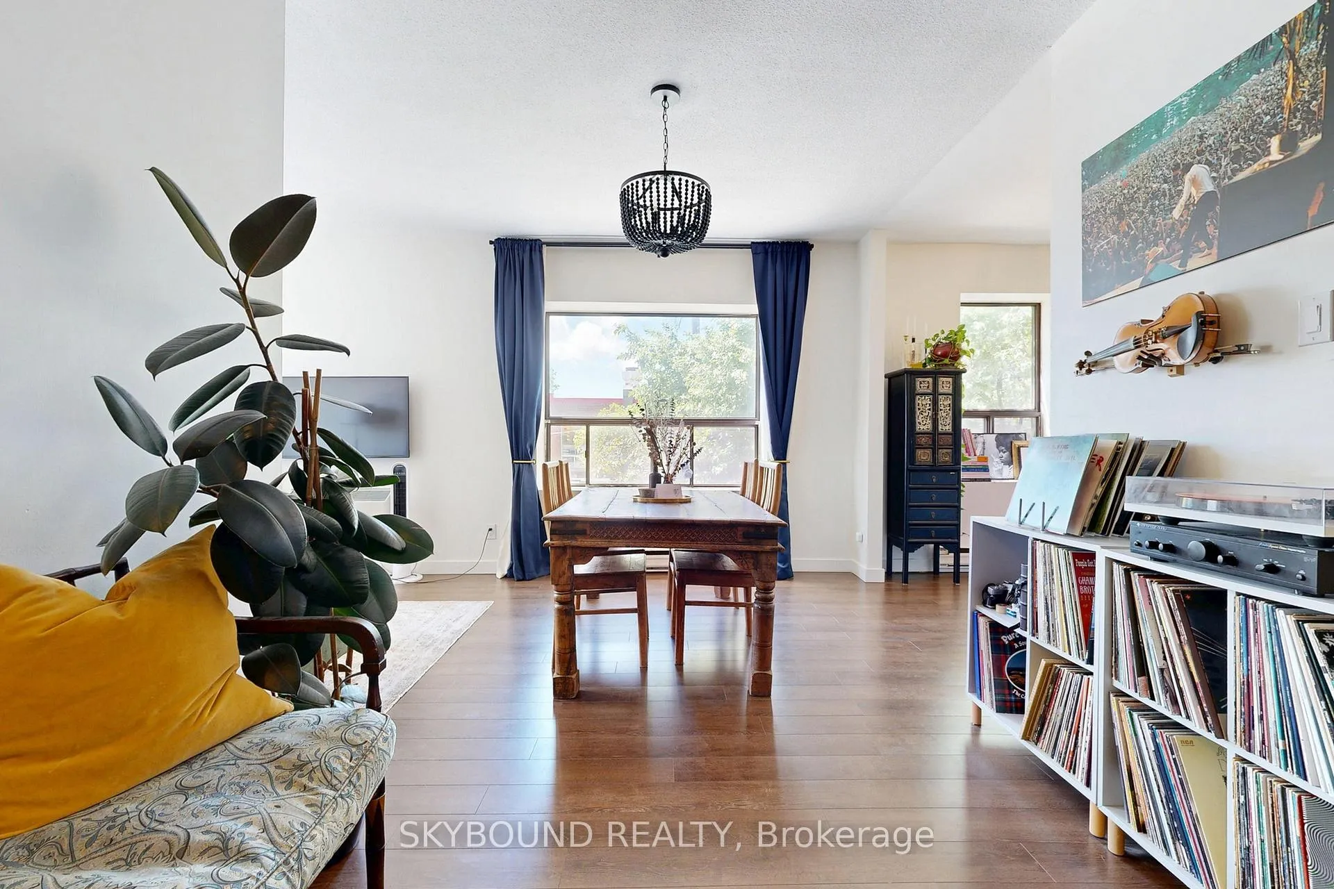 Photo 15 of Unit B, 2104 Queen Street, Toronto, The Beaches — HOMEH