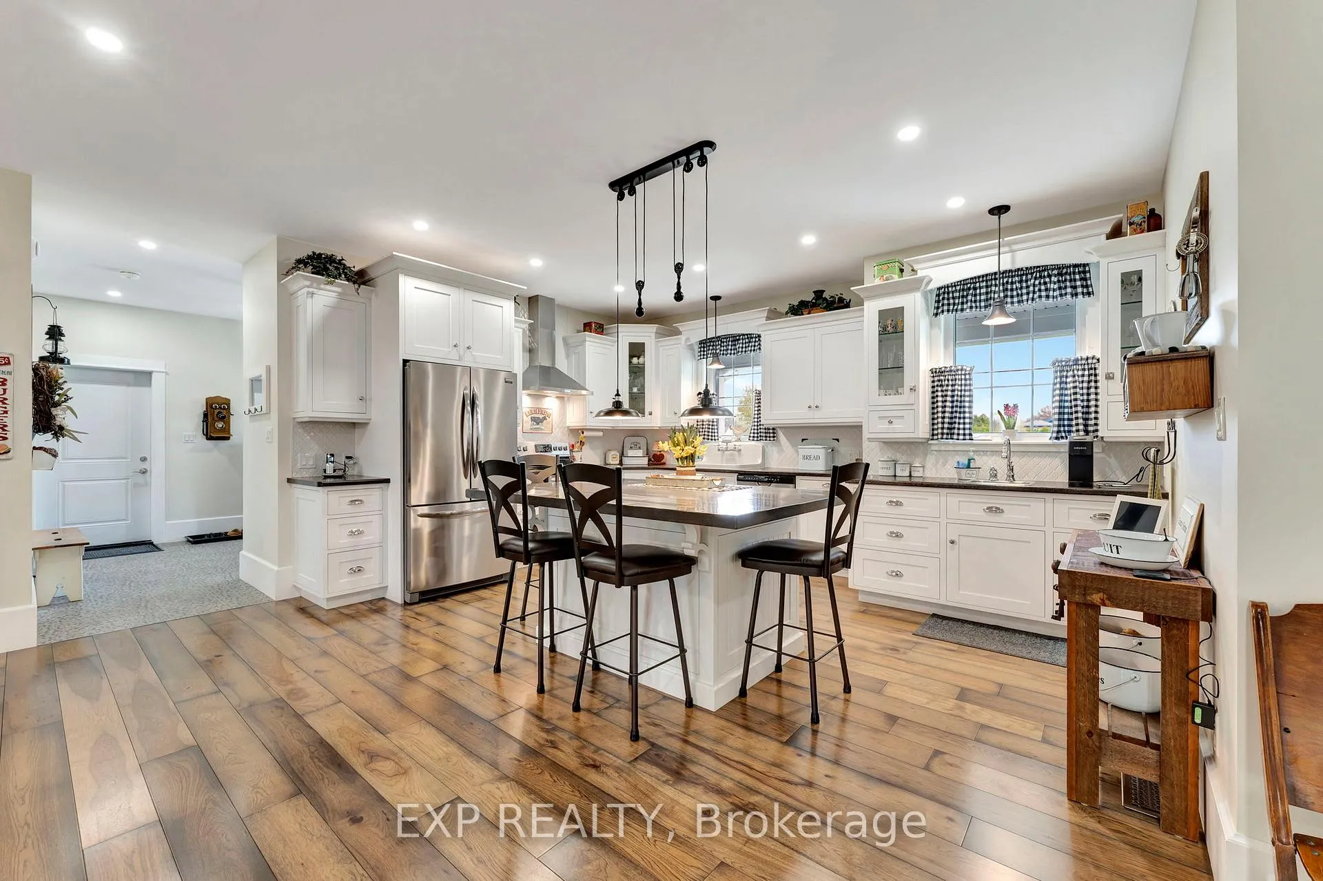 Photo 7 of 3034 Station Road, Howick, Howick Twp — HOMEH