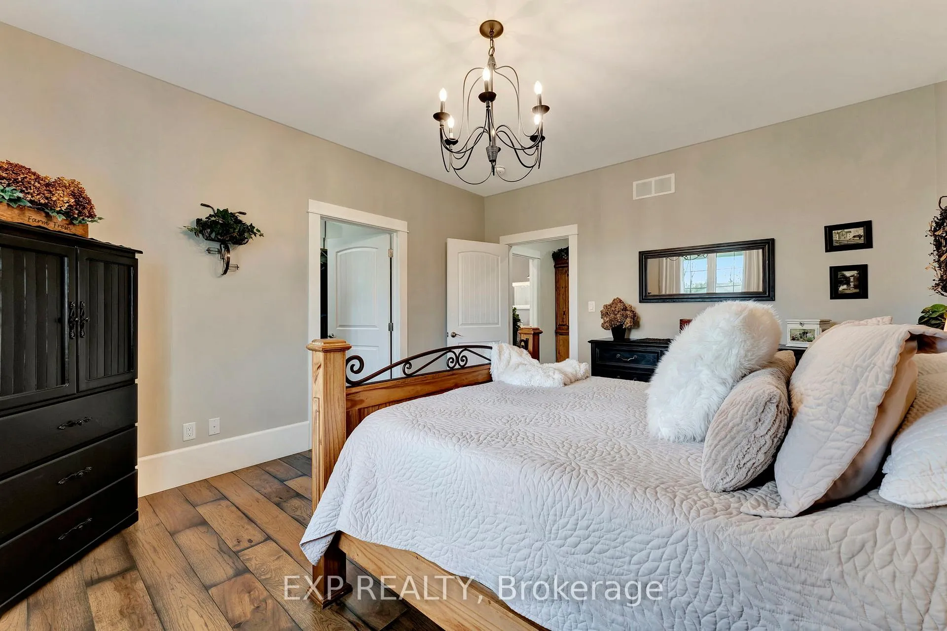 Photo 24 of 3034 Station Road, Howick, Howick Twp — HOMEH