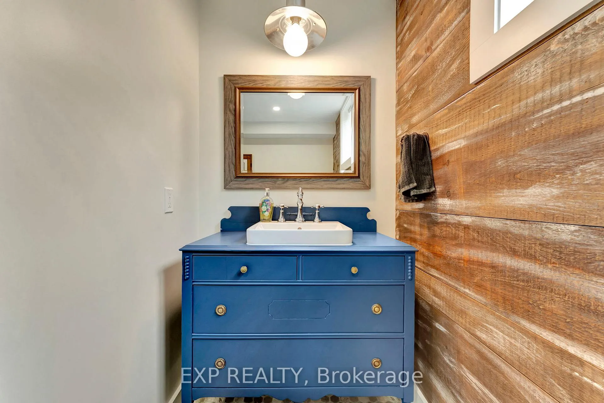 Photo 42 of 3034 Station Road, Howick, Howick Twp — HOMEH