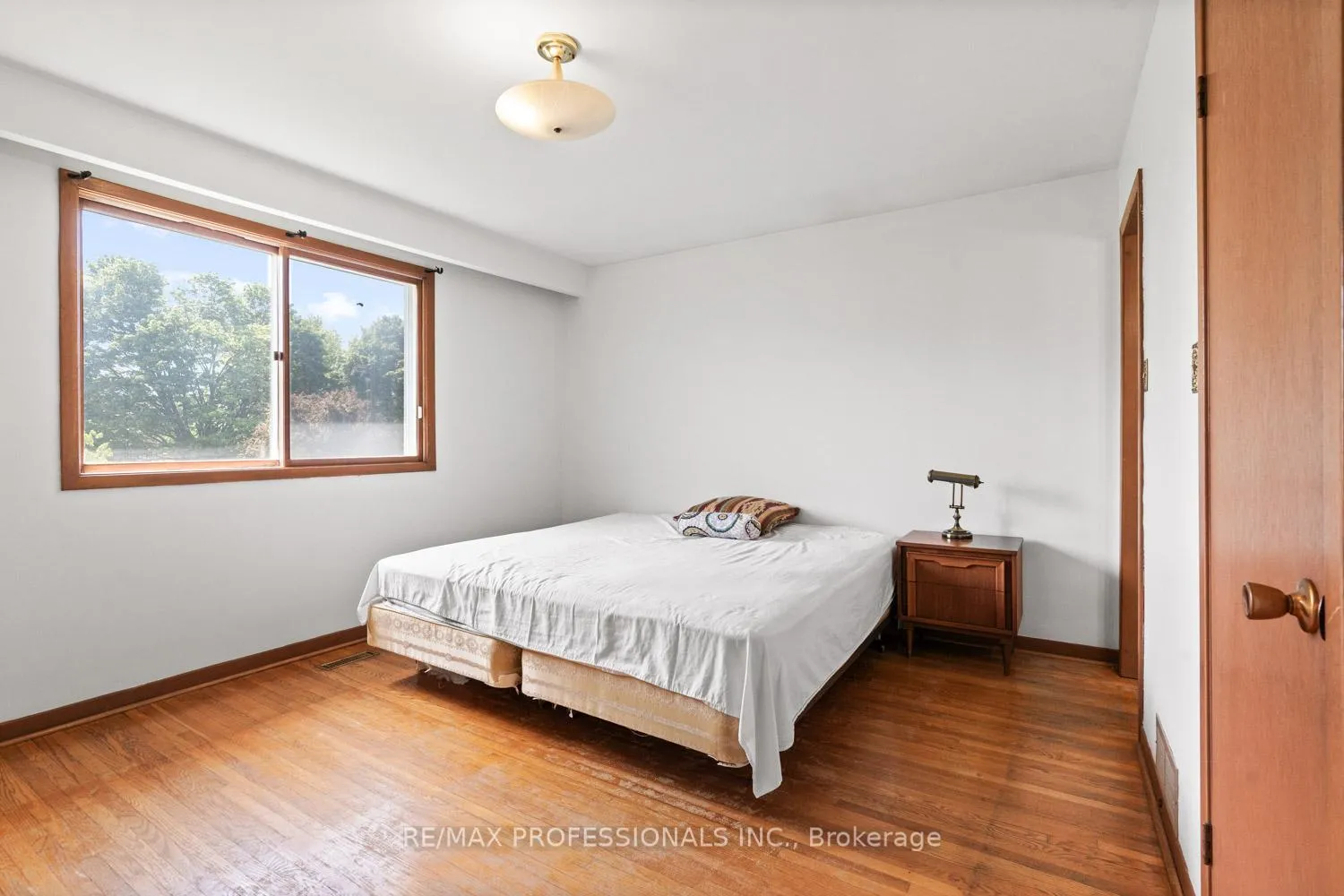 Photo 14 of 380 Targa Road, Mississauga, Cooksville — HOMEH