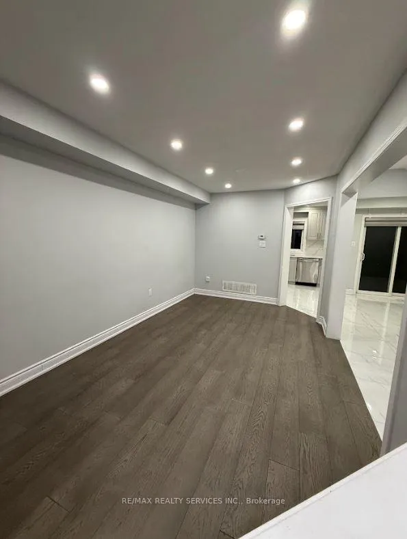 Photo 2 of 60 Culture Crescent, Brampton, Fletcher's Creek Village — HOMEH