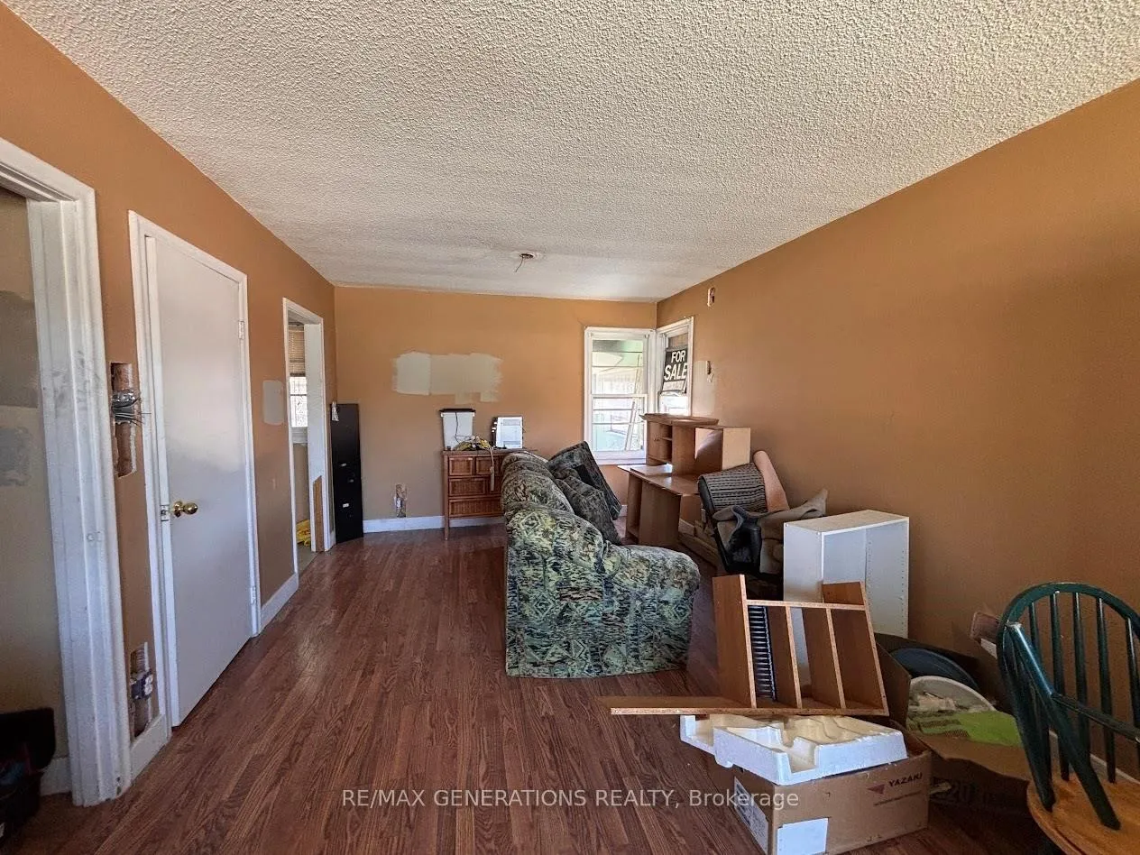 Photo 8 of 50 Neebig Avenue, Manitouwadge — HOMEH