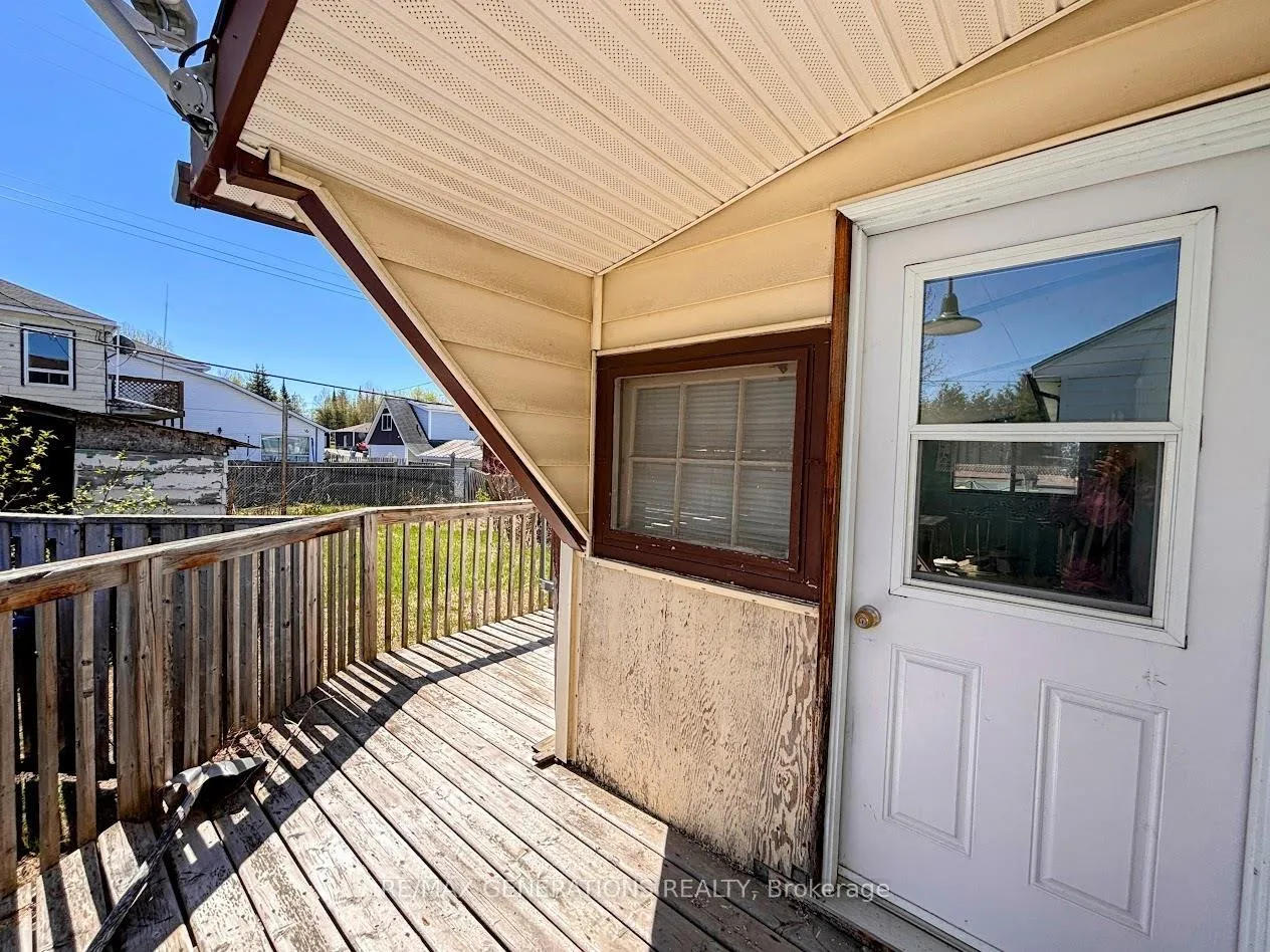 Photo 26 of 50 Neebig Avenue, Manitouwadge — HOMEH