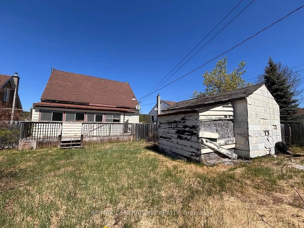 Photo 29 of 50 Neebig Avenue, Manitouwadge — HOMEH