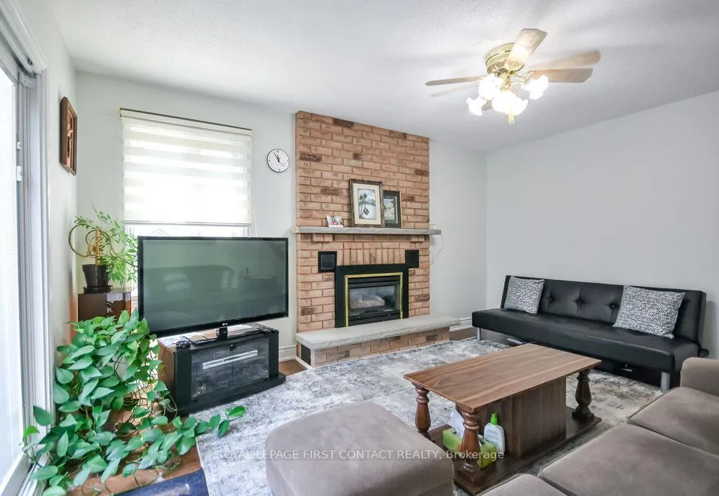 Photo 9 of 51 Cartwright Drive, Barrie, Cundles East — HOMEH