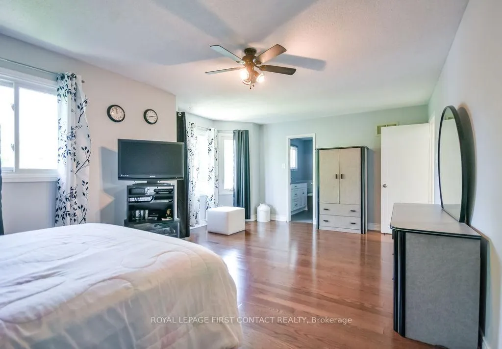 Photo 15 of 51 Cartwright Drive, Barrie, Cundles East — HOMEH