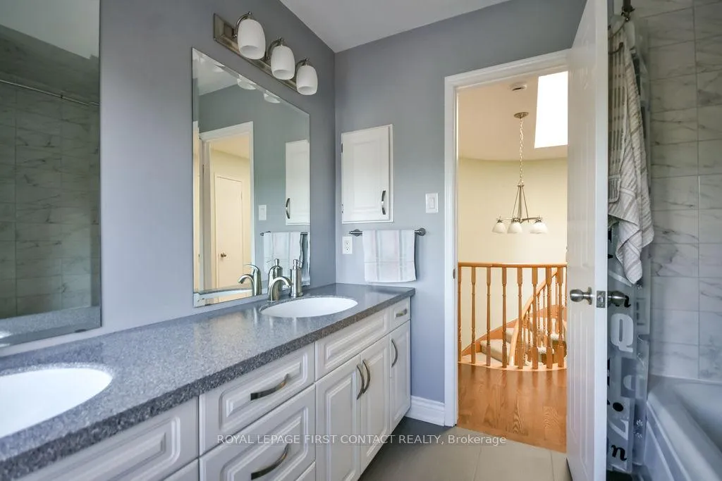 Photo 22 of 51 Cartwright Drive, Barrie, Cundles East — HOMEH