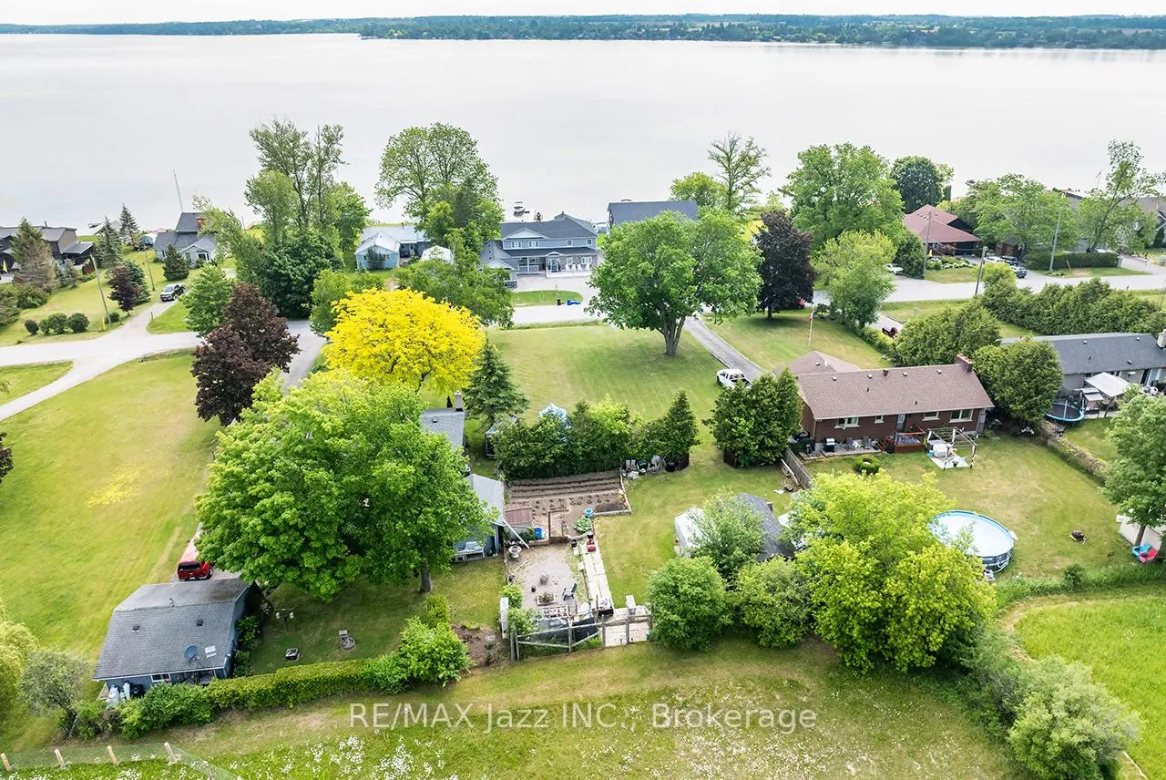 Photo 9 of 90 Aldred Drive, Scugog, Rural Scugog — HOMEH
