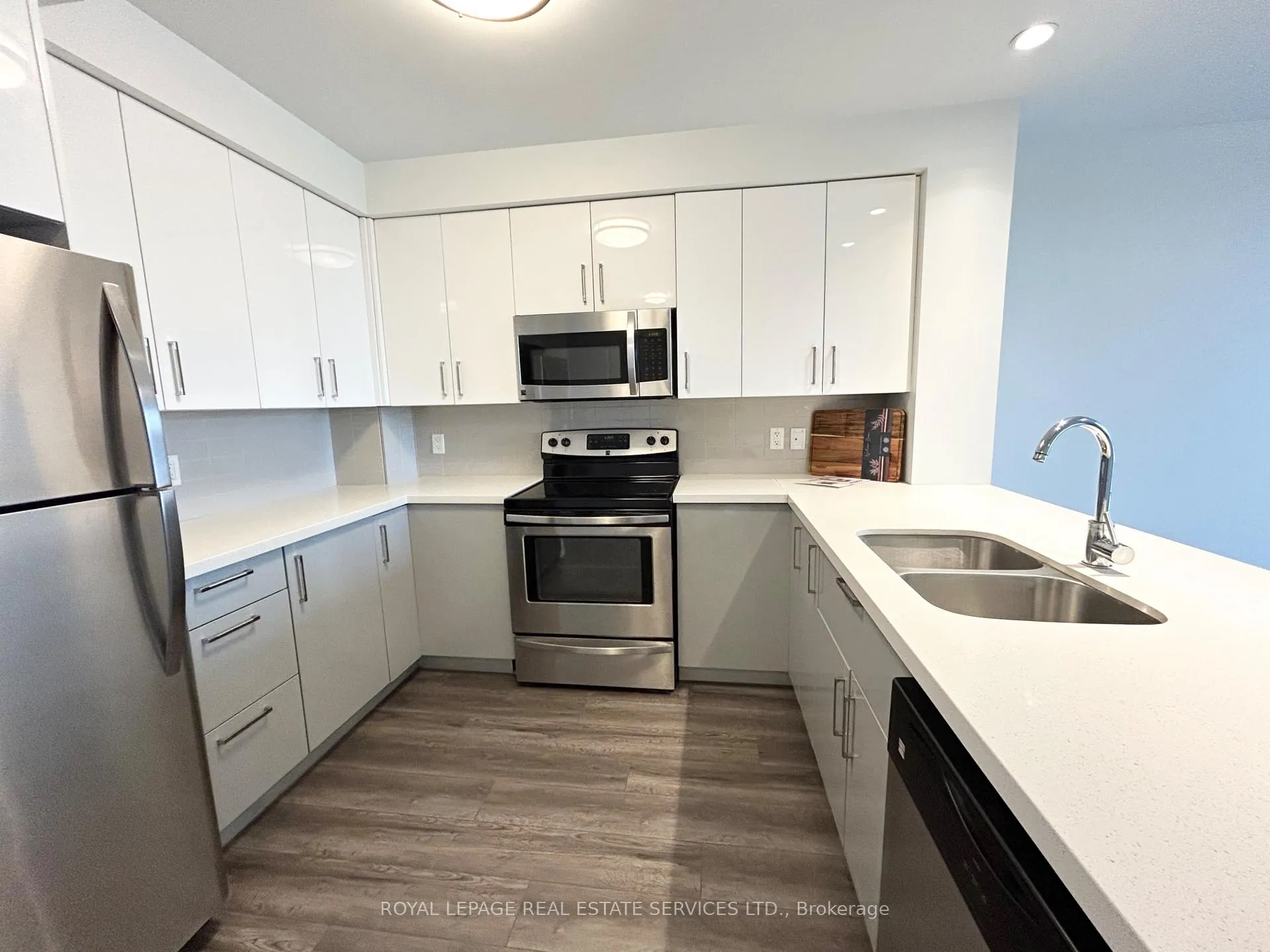 Photo 5 of Unit 502, 460A Belmont Avenue W, Kitchener, Cherry Hill — HOMEH