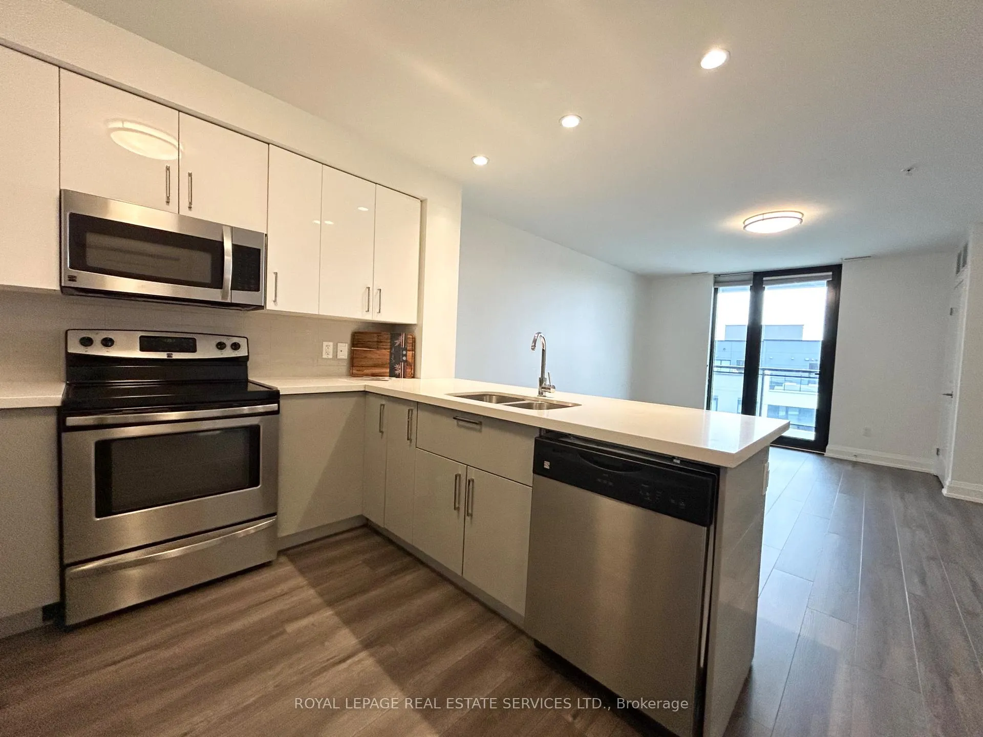 Photo 6 of Unit 502, 460A Belmont Avenue W, Kitchener, Cherry Hill — HOMEH
