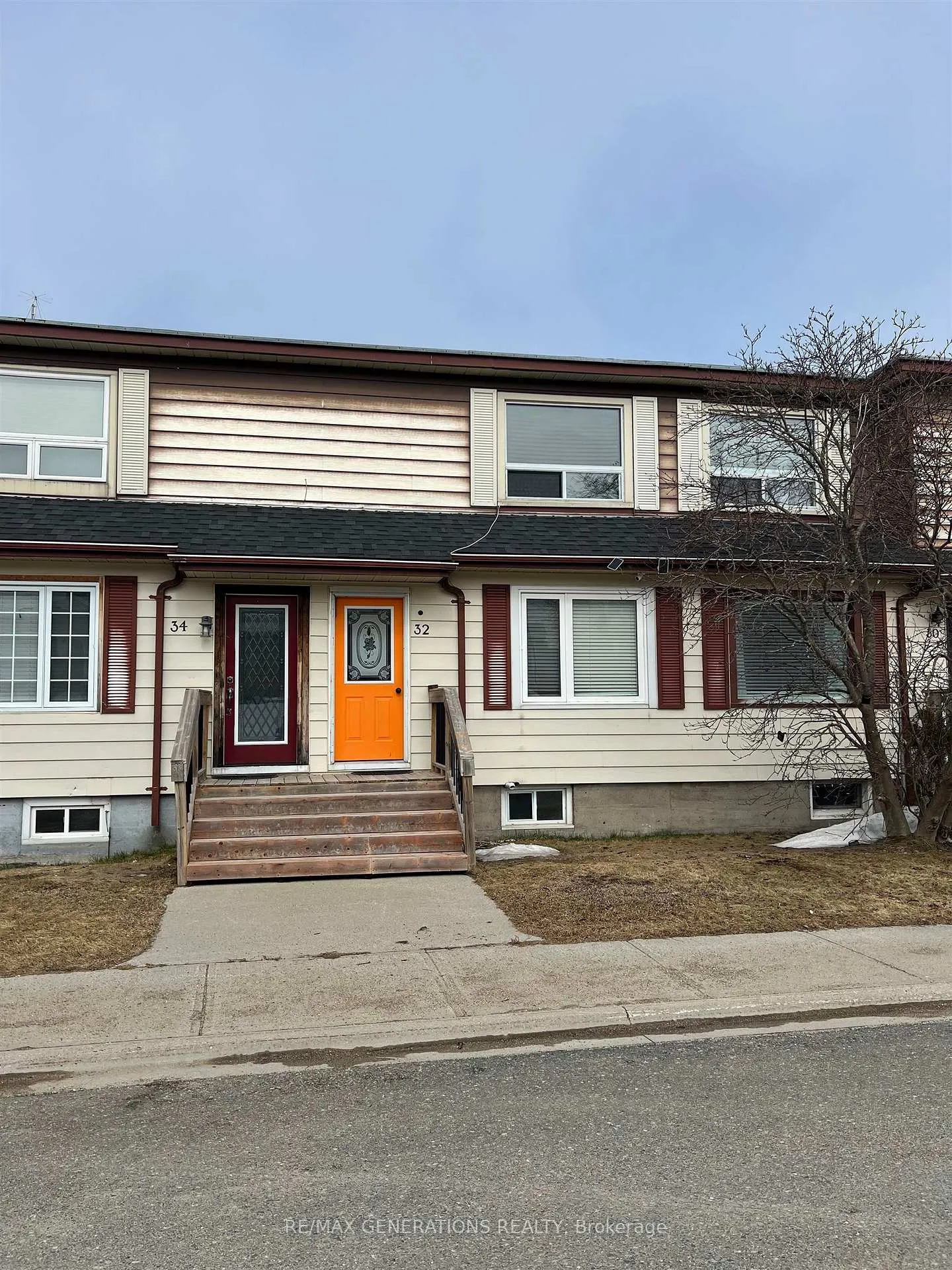 Photo 1 of 32 McCullough Street, Marathon — HOMEH