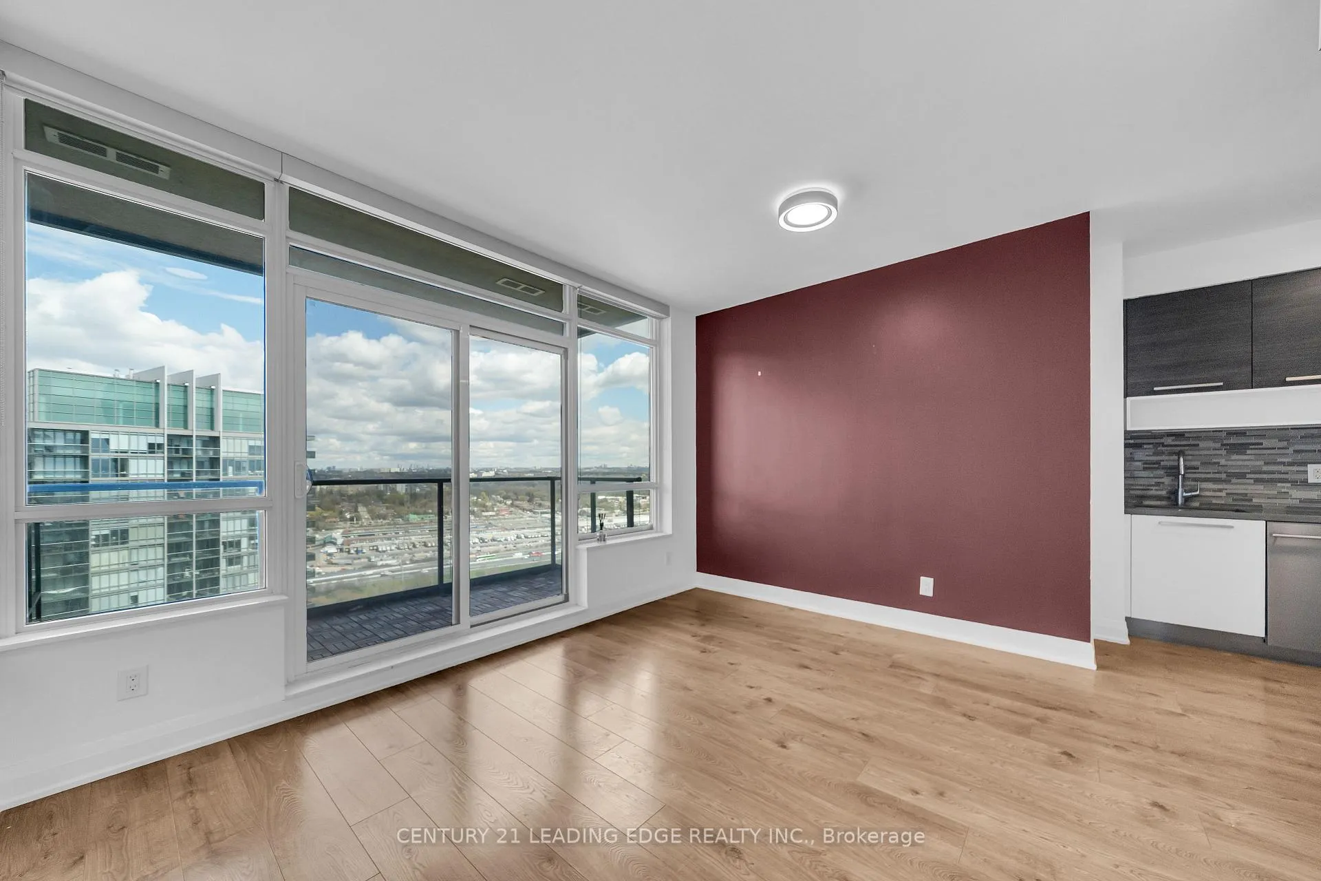 Photo 8 of Unit 2608, 36 Park Lawn Road, Etobicoke, Mimico — HOMEH