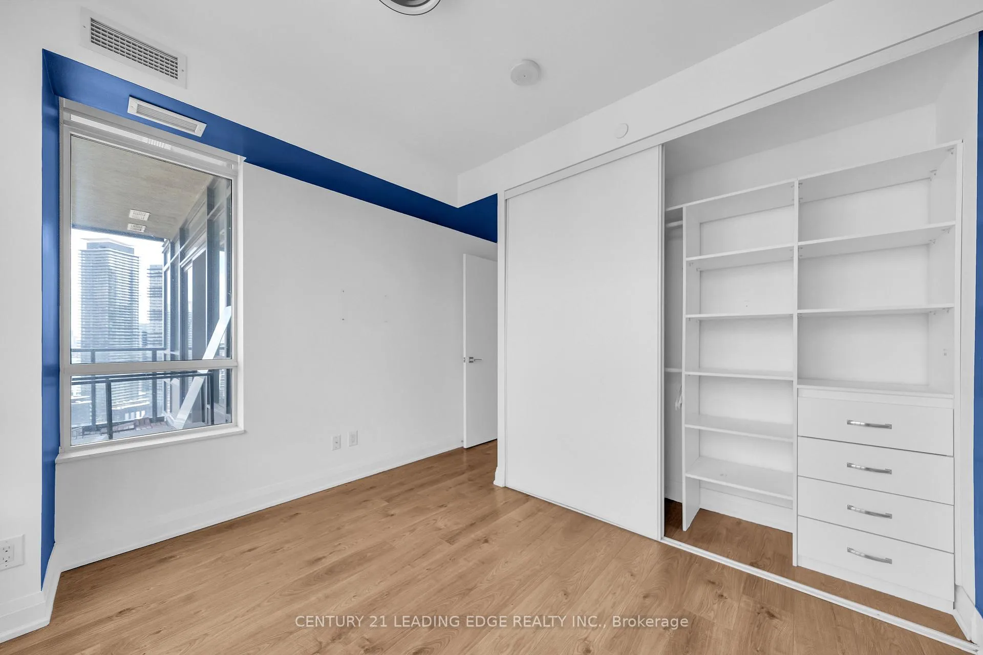 Photo 11 of Unit 2608, 36 Park Lawn Road, Etobicoke, Mimico — HOMEH