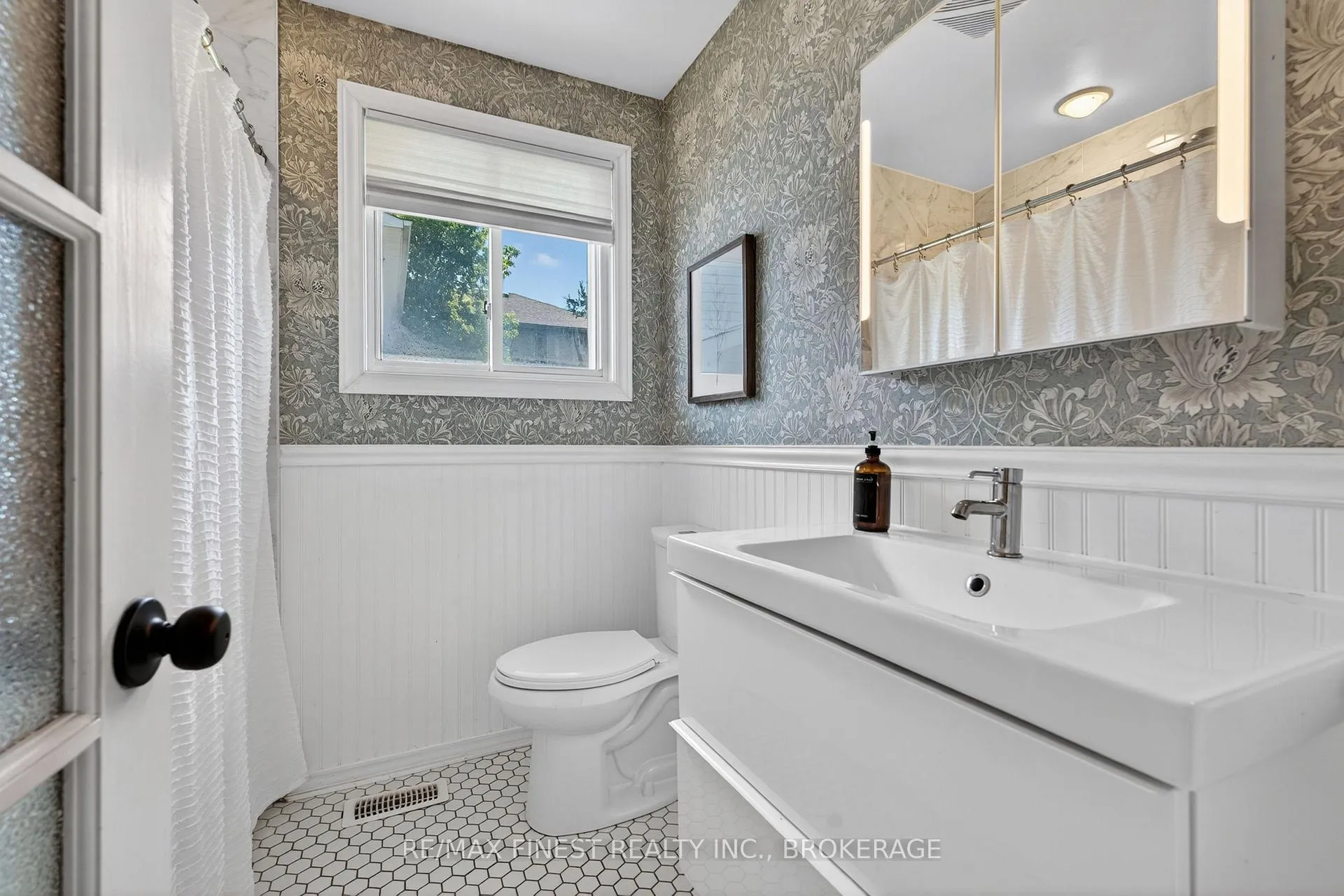 Photo 19 of 1009 Wise Street, Kingston, North of Taylor-Kidd Blvd — HOMEH
