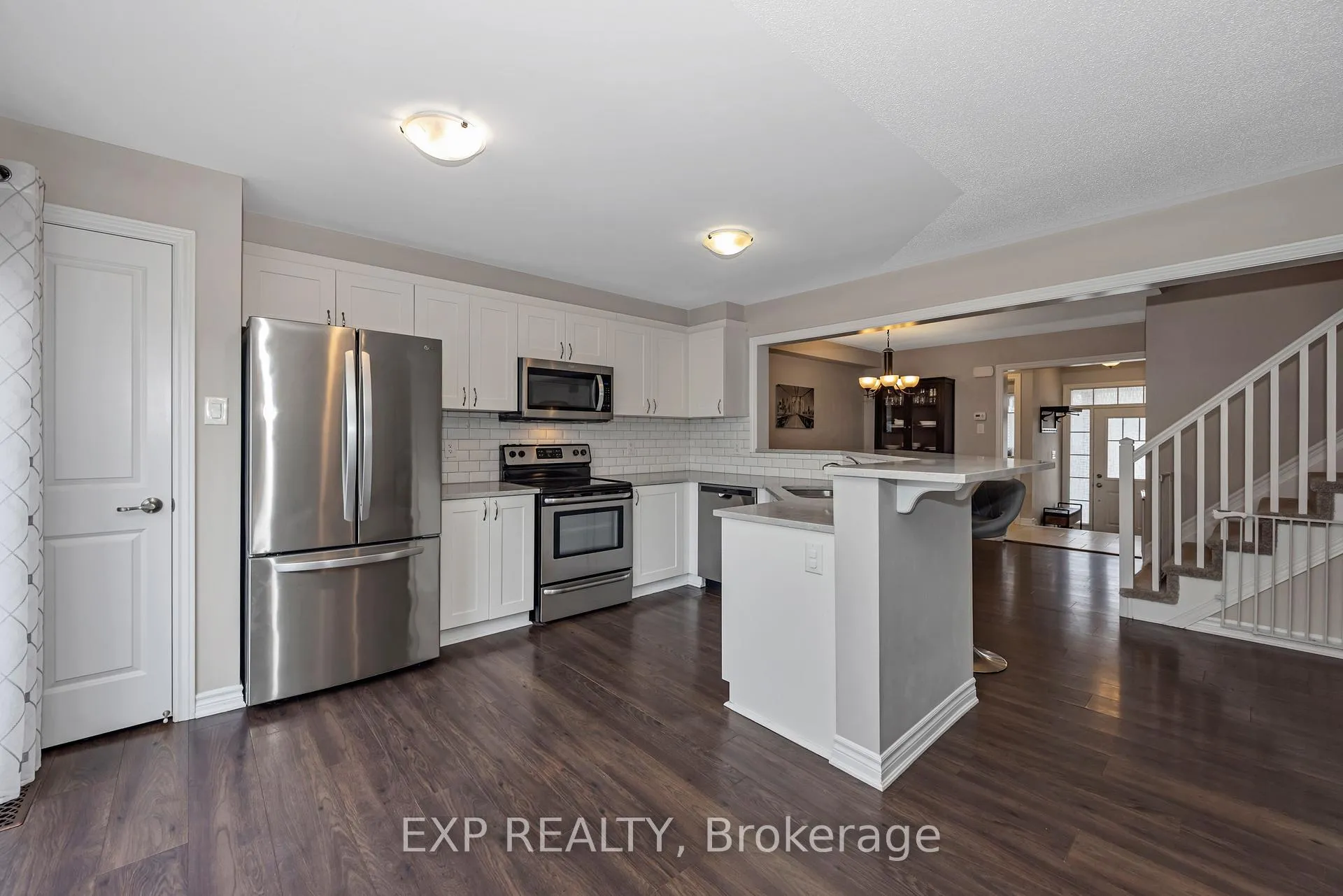 Photo 7 of 104 Conifer Creek Circle, Ottawa, Kanata - Emerald Meadows/Trailwest — HOMEH