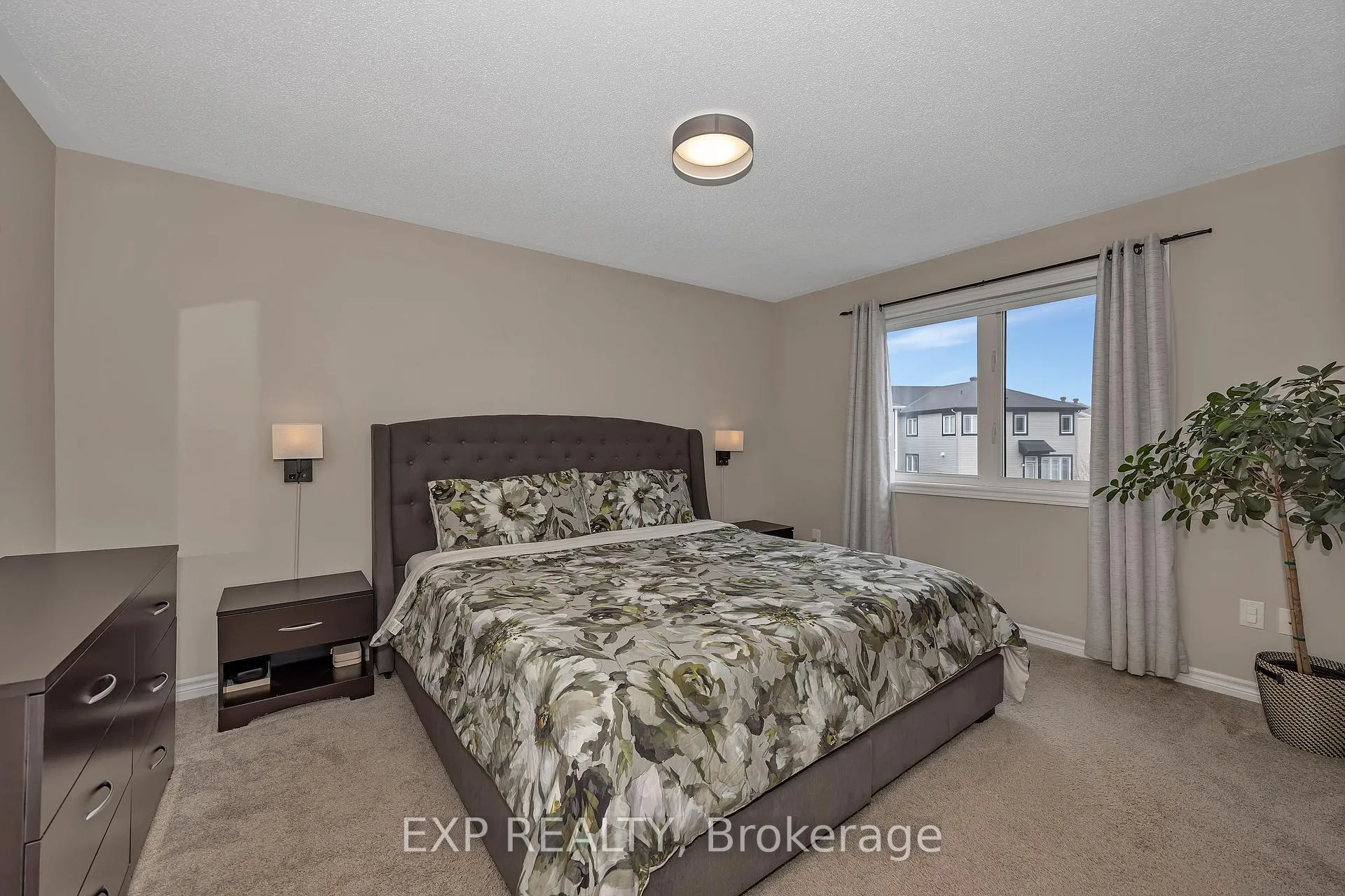 Photo 12 of 104 Conifer Creek Circle, Ottawa, Kanata - Emerald Meadows/Trailwest — HOMEH
