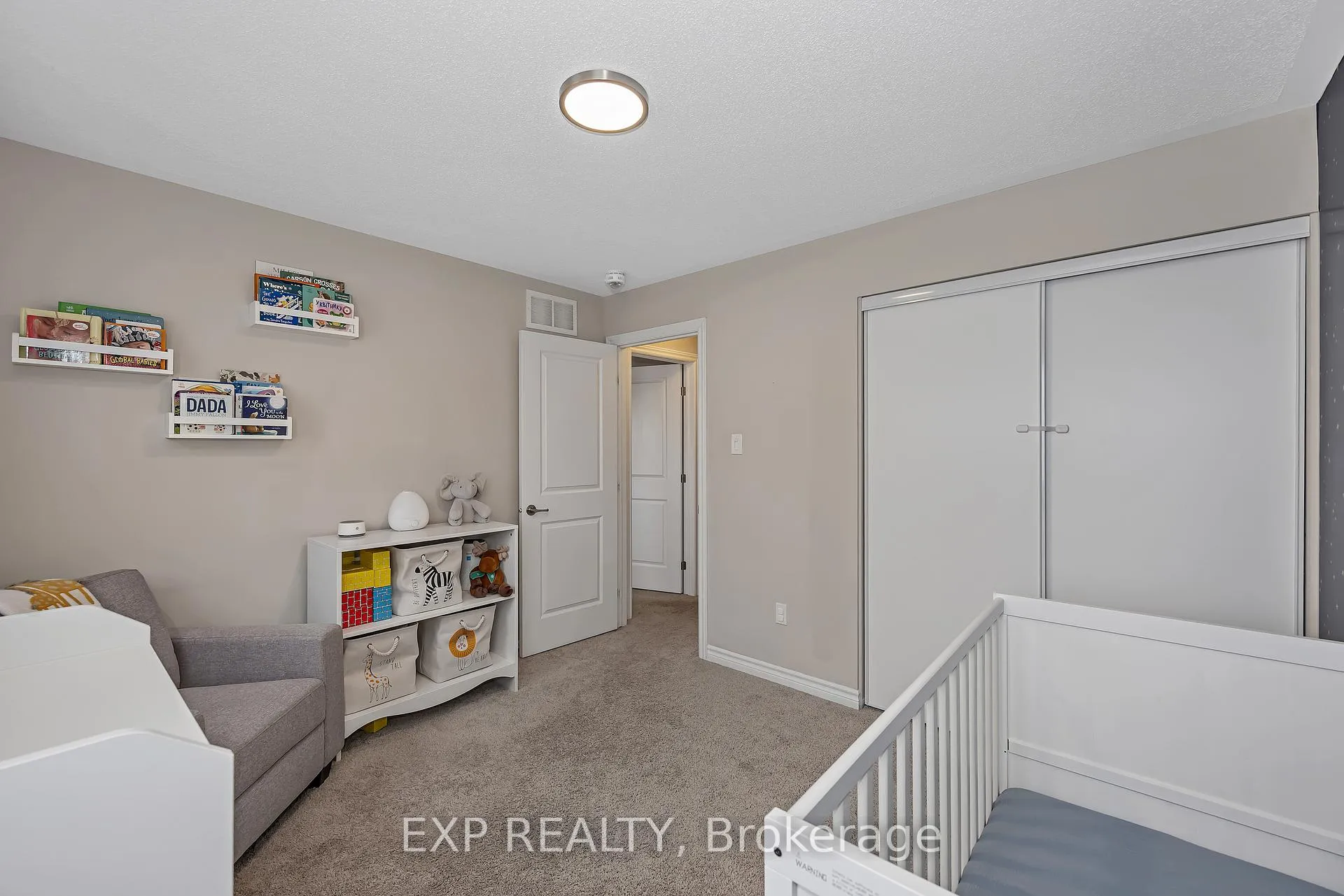 Photo 18 of 104 Conifer Creek Circle, Ottawa, Kanata - Emerald Meadows/Trailwest — HOMEH