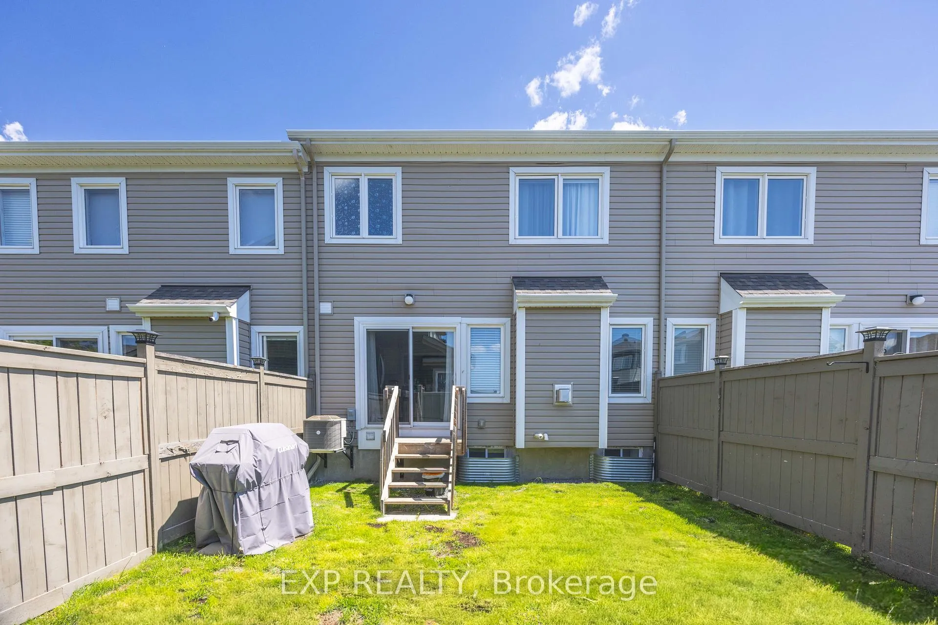 Photo 29 of 104 Conifer Creek Circle, Ottawa, Kanata - Emerald Meadows/Trailwest — HOMEH