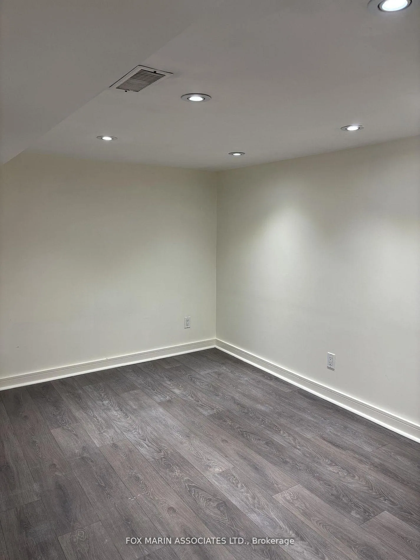 Front of Unit Basement, 16 Montrose Avenue