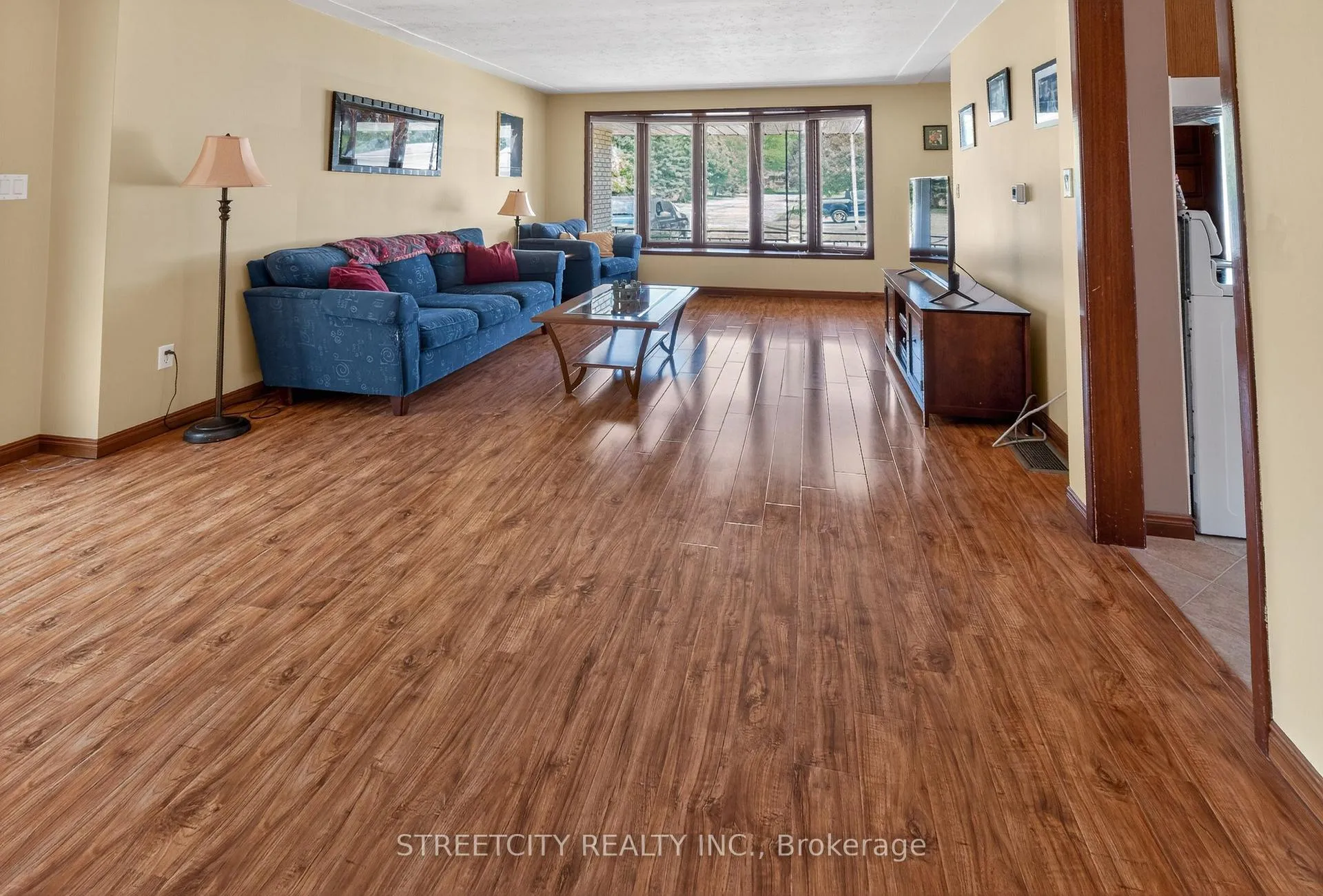 Photo 7 of 5 Mc Larty Drive, St. Thomas — HOMEH