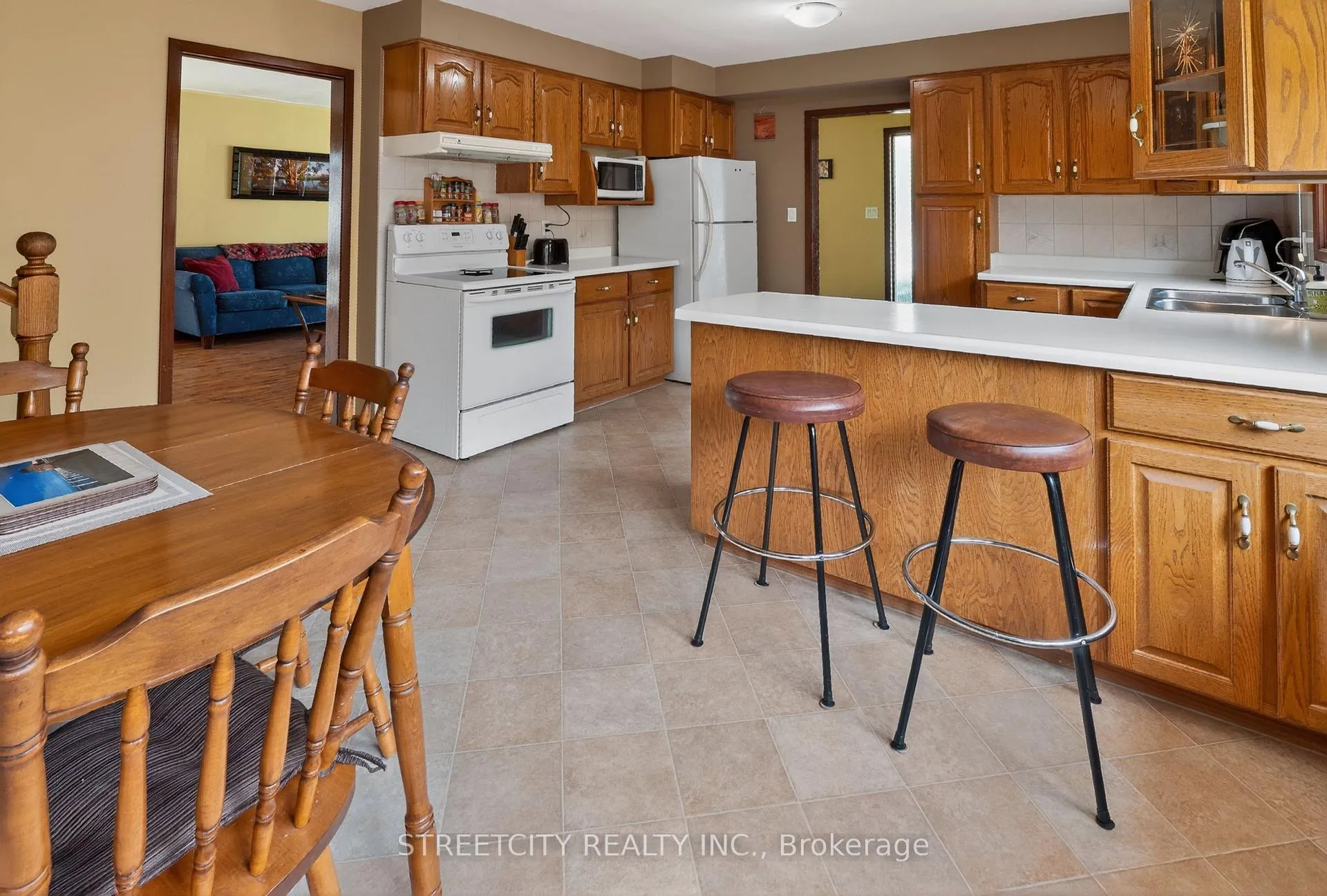 Photo 8 of 5 Mc Larty Drive, St. Thomas — HOMEH