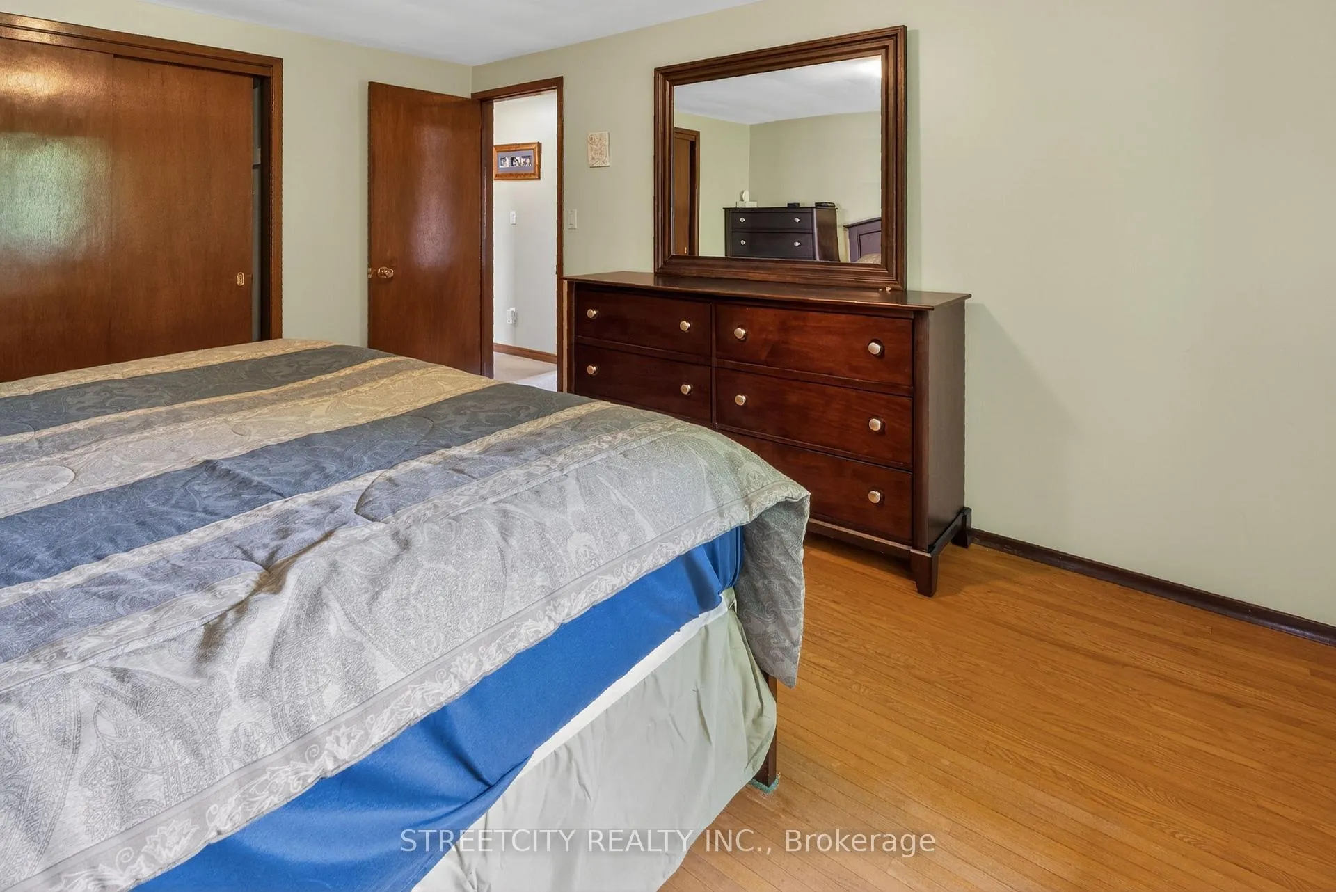 Photo 11 of 5 Mc Larty Drive, St. Thomas — HOMEH