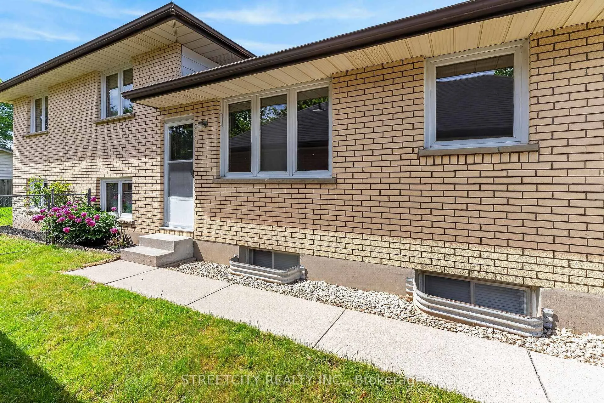 Photo 33 of 5 Mc Larty Drive, St. Thomas — HOMEH