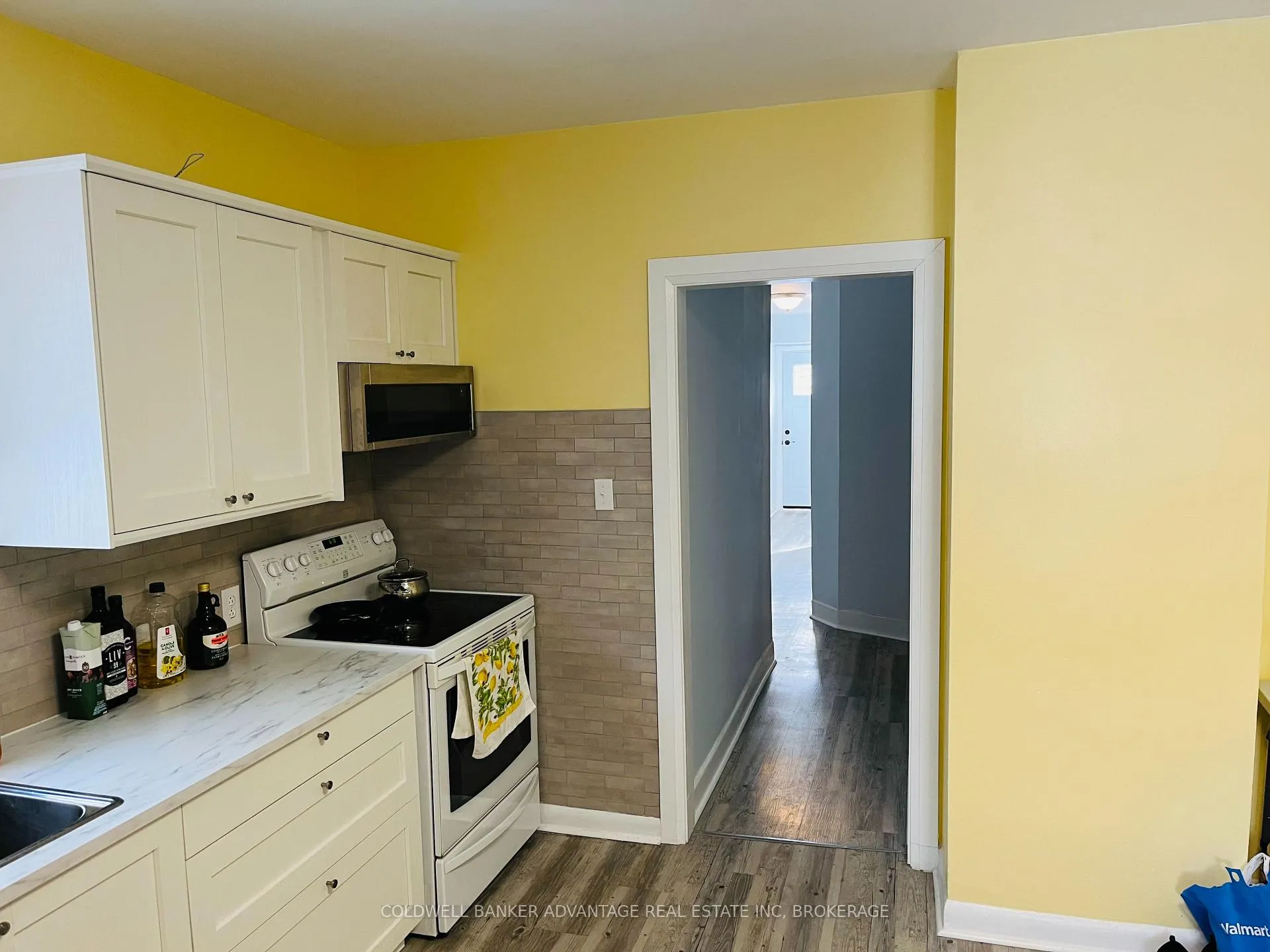 Photo 2 of Unit main floor unit (lower), 14 Albert Street, Welland, Welland Downtown — HOMEH