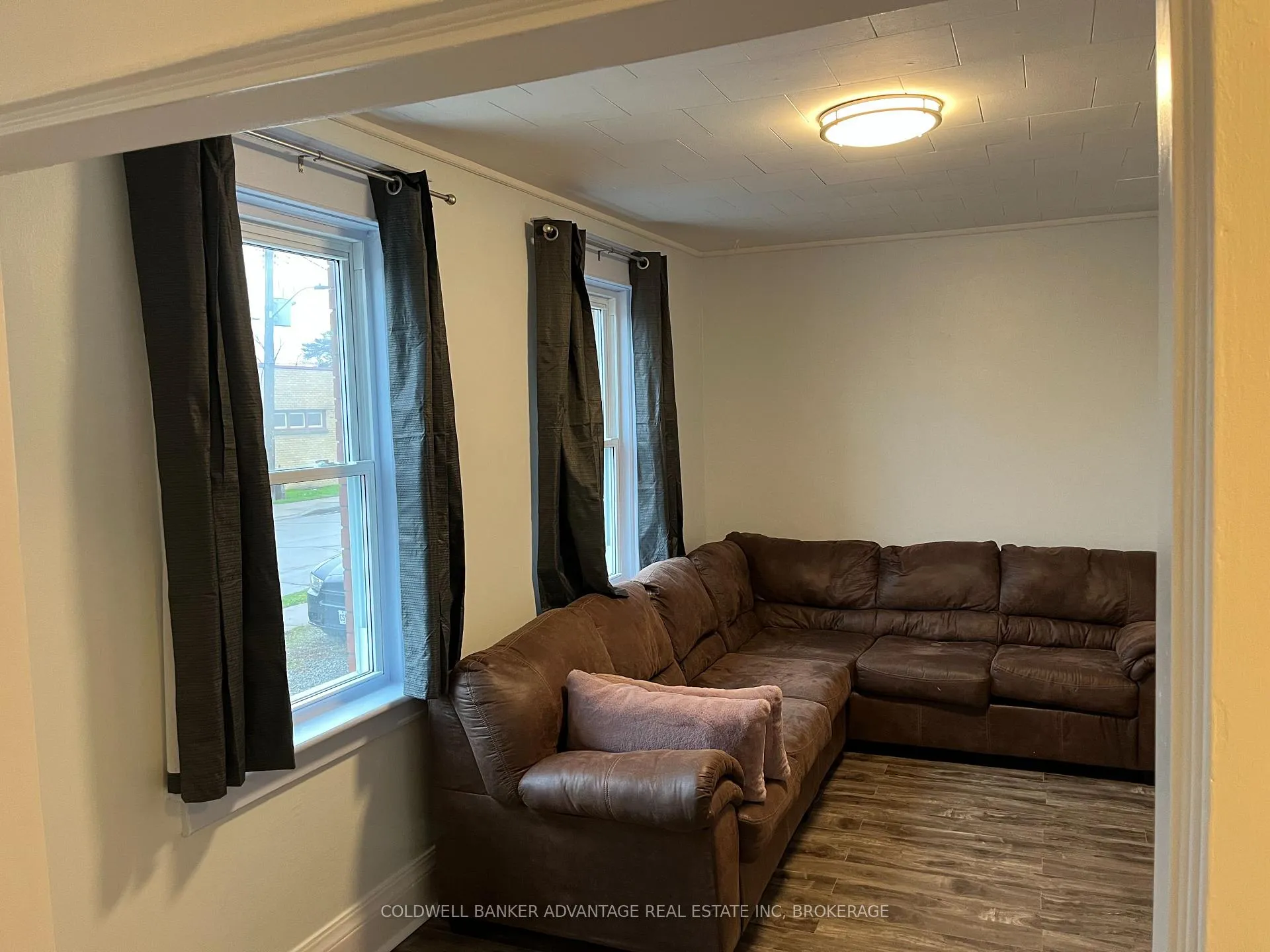 Photo 5 of Unit main floor unit (lower), 14 Albert Street, Welland, Welland Downtown — HOMEH