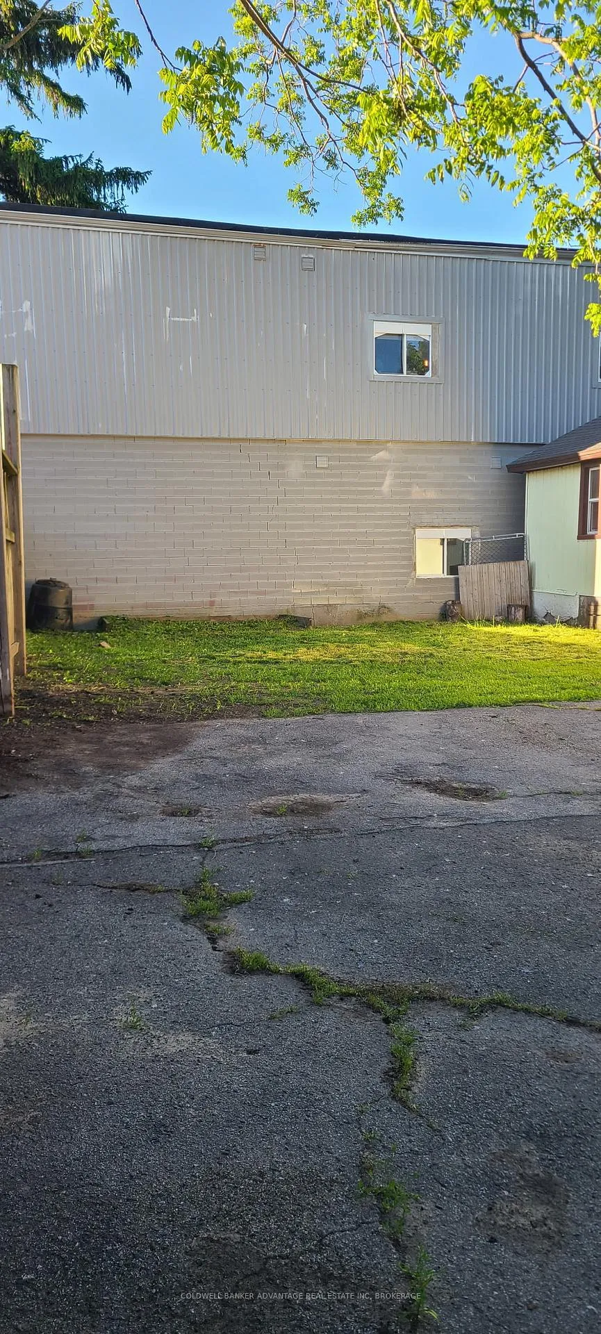 Photo 12 of Unit main floor unit (lower), 14 Albert Street, Welland, Welland Downtown — HOMEH