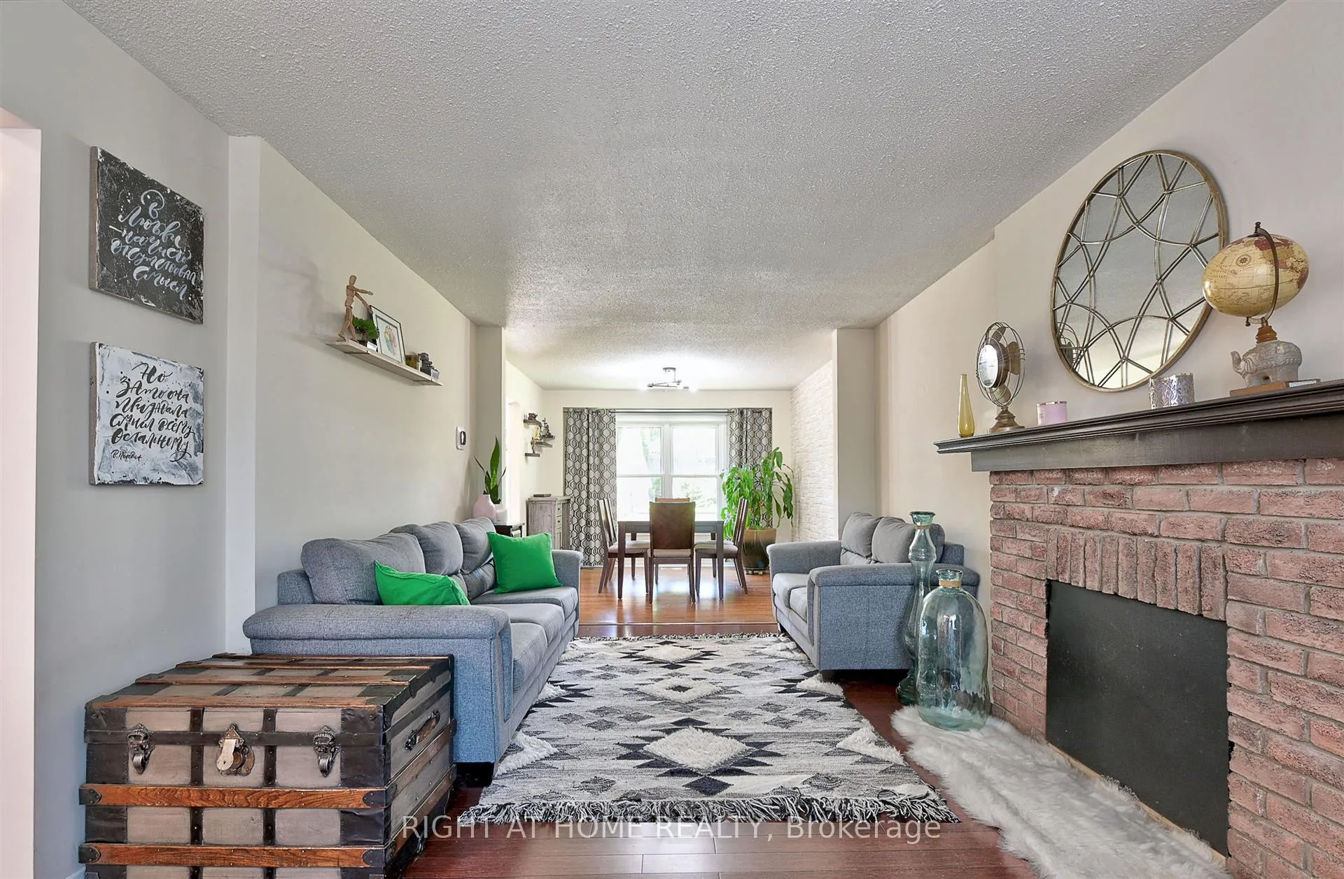 Photo 4 of 4224 Trapper Crescent, Mississauga, Erin Mills — HOMEH