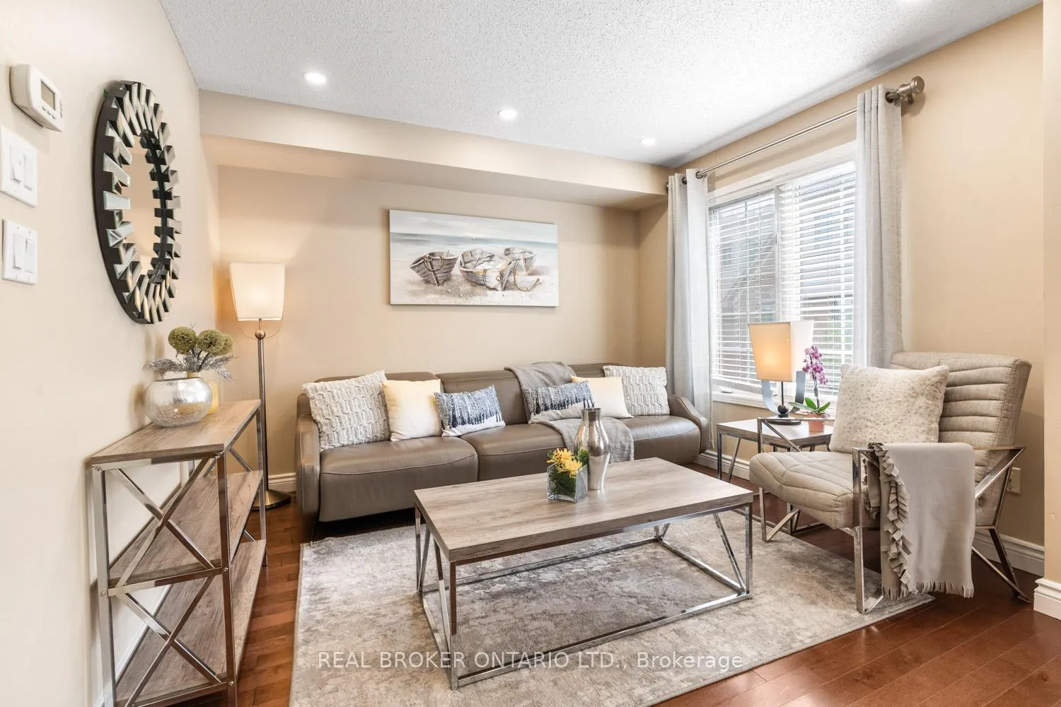 Photo 5 of Unit 7, 25 West Deane Park Drive, Etobicoke, Eringate-Centennial-West Deane — HOMEH