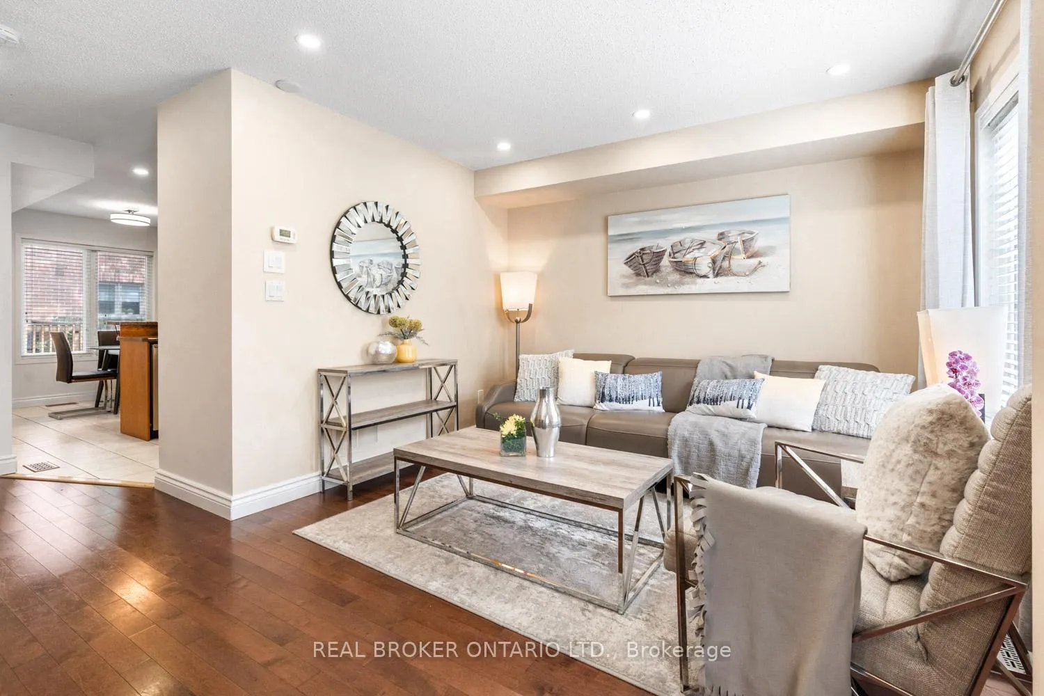 Photo 6 of Unit 7, 25 West Deane Park Drive, Etobicoke, Eringate-Centennial-West Deane — HOMEH