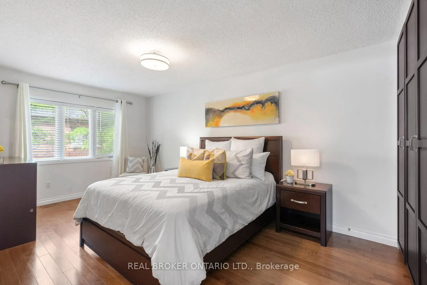 Photo 18 of Unit 7, 25 West Deane Park Drive, Etobicoke, Eringate-Centennial-West Deane — HOMEH