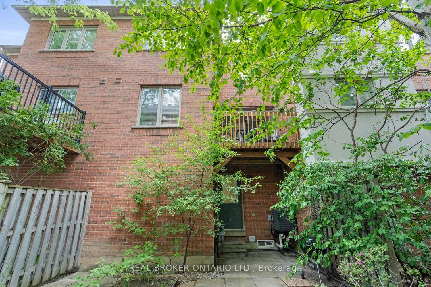 Photo 33 of Unit 7, 25 West Deane Park Drive, Etobicoke, Eringate-Centennial-West Deane — HOMEH