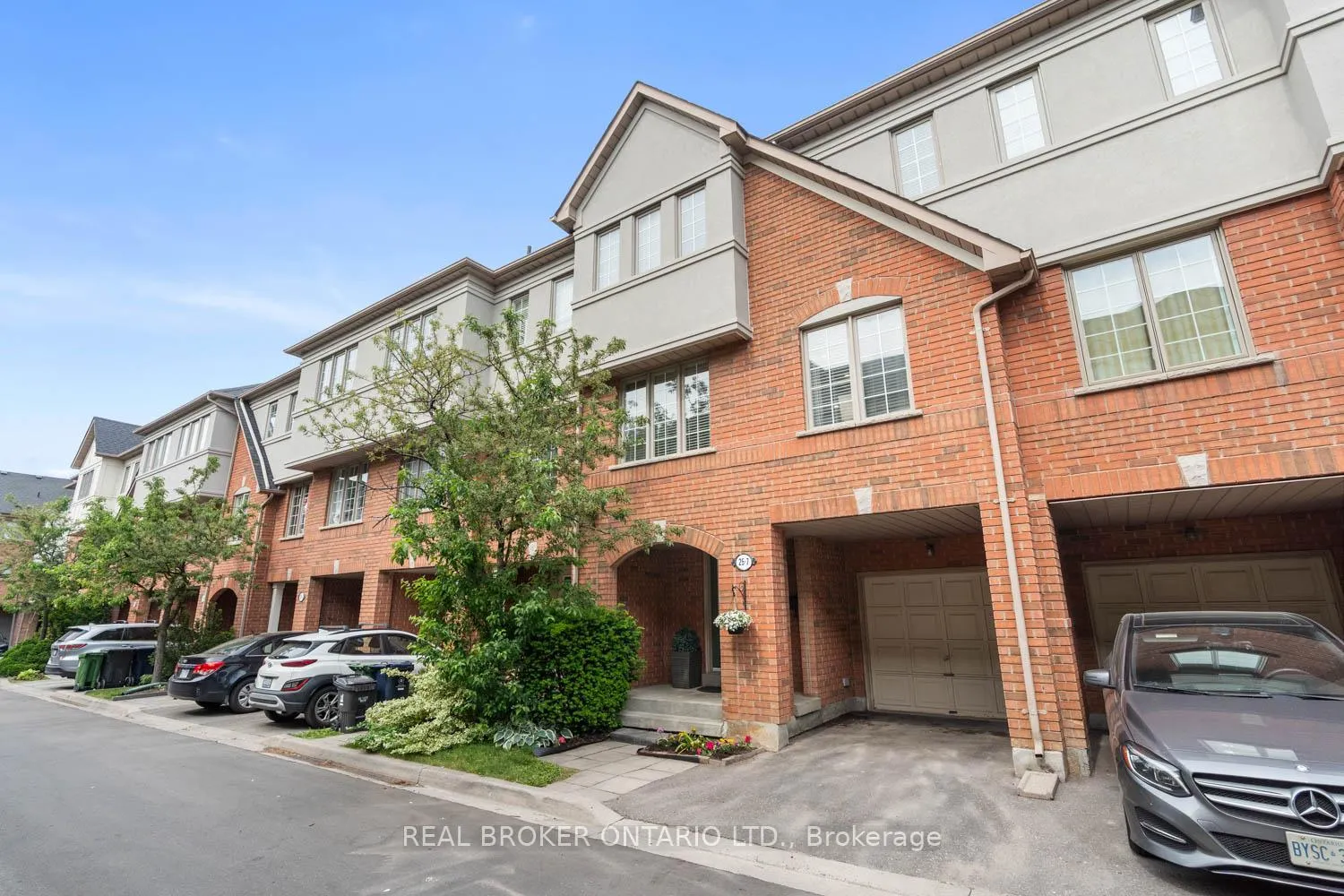 Photo 35 of Unit 7, 25 West Deane Park Drive, Etobicoke, Eringate-Centennial-West Deane — HOMEH