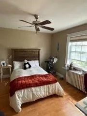 Photo 8 of Unit Upper, 4 Sully Crescent, Toronto, Trinity-Bellwoods — HOMEH