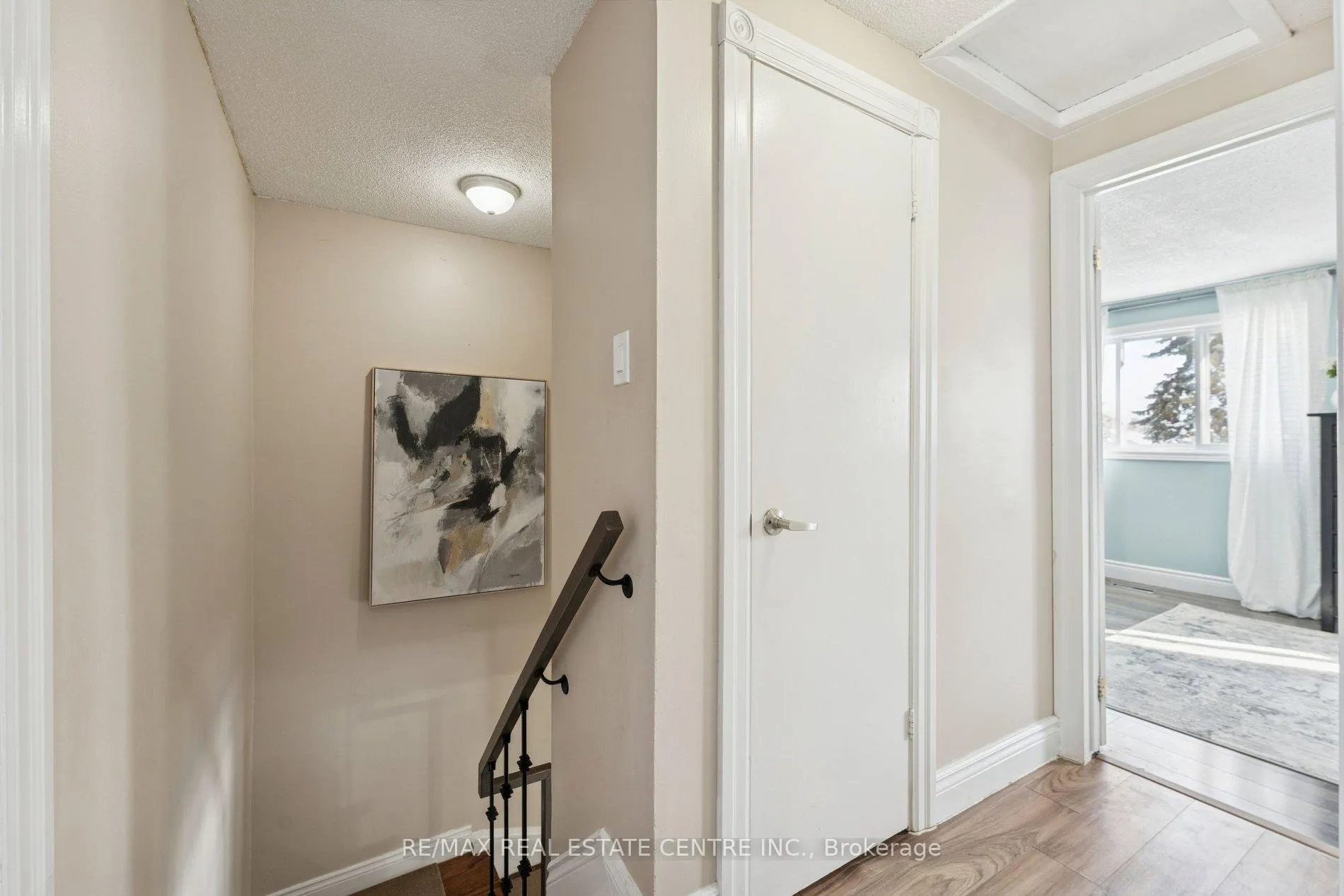 Photo 23 of 35 Primrose Crescent, Brampton, Heart Lake West — HOMEH