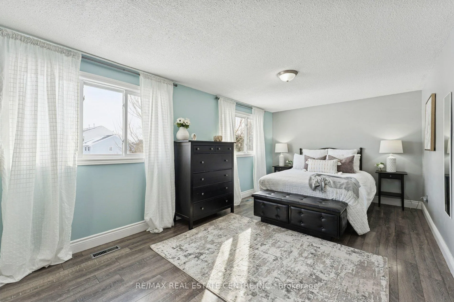 Photo 25 of 35 Primrose Crescent, Brampton, Heart Lake West — HOMEH