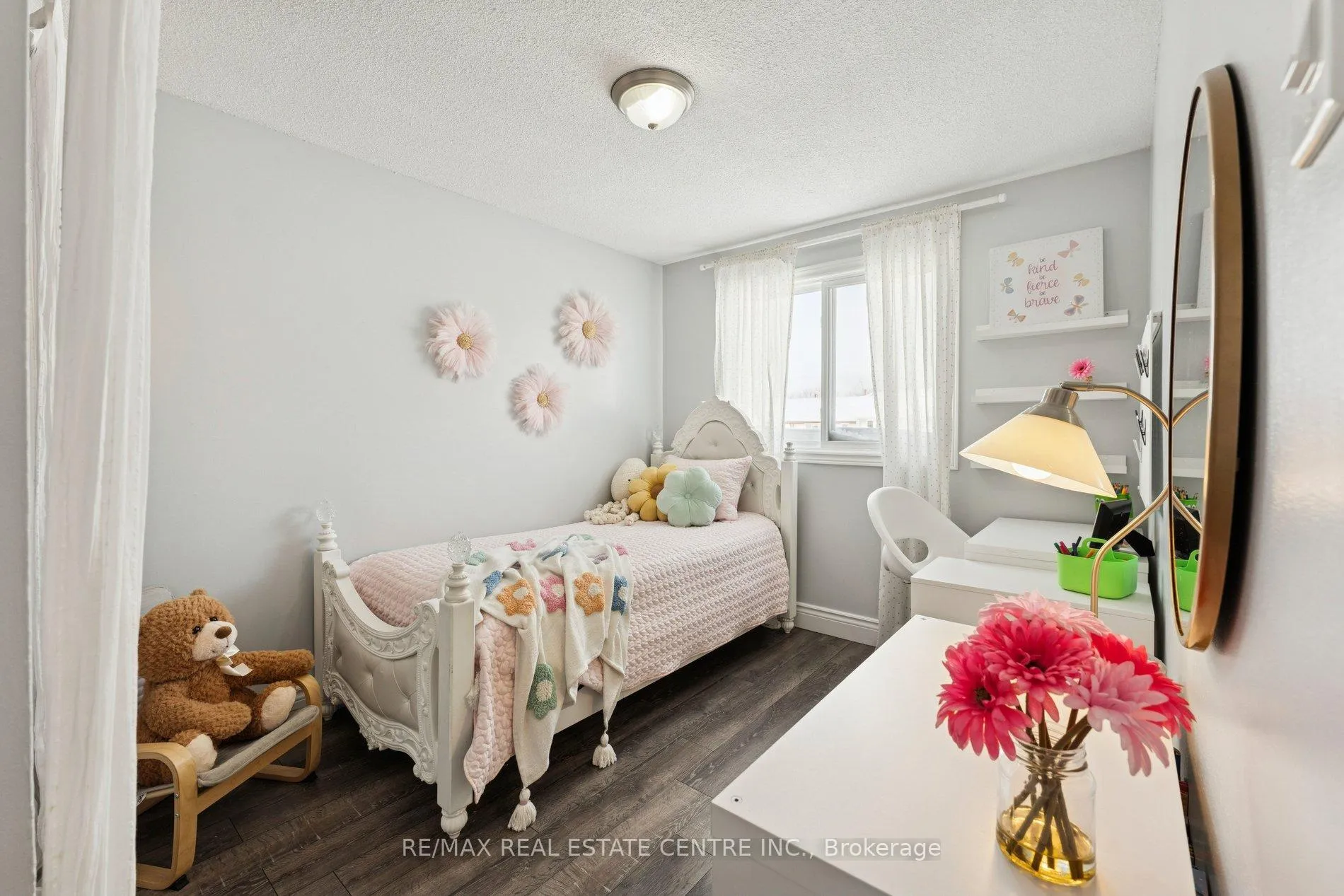 Photo 33 of 35 Primrose Crescent, Brampton, Heart Lake West — HOMEH