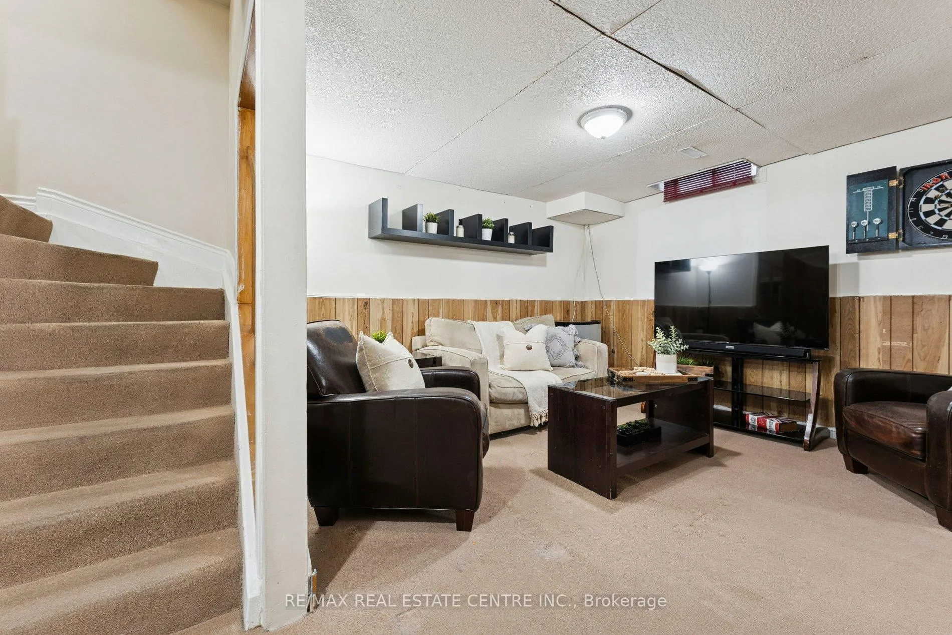 Photo 36 of 35 Primrose Crescent, Brampton, Heart Lake West — HOMEH