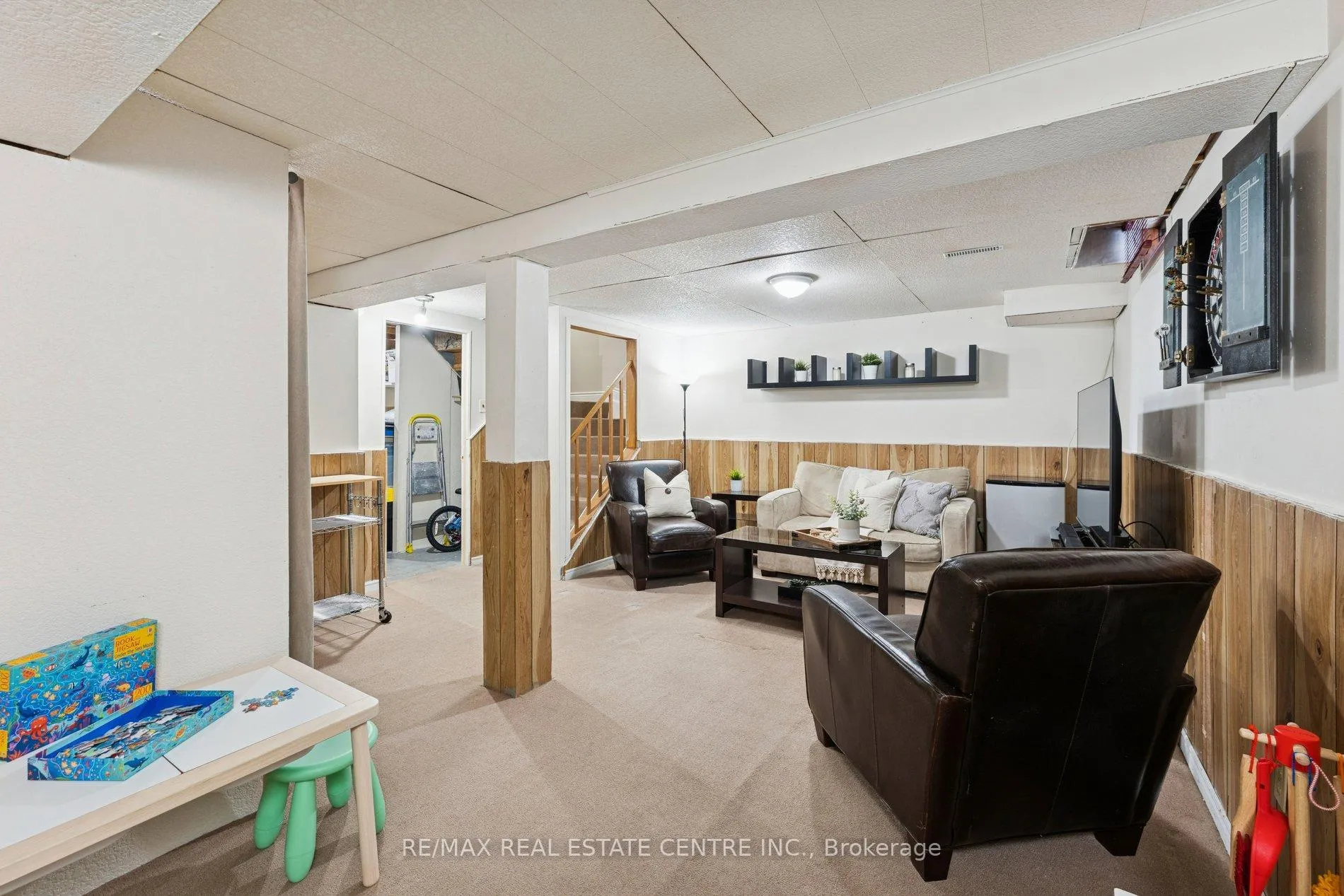 Photo 37 of 35 Primrose Crescent, Brampton, Heart Lake West — HOMEH
