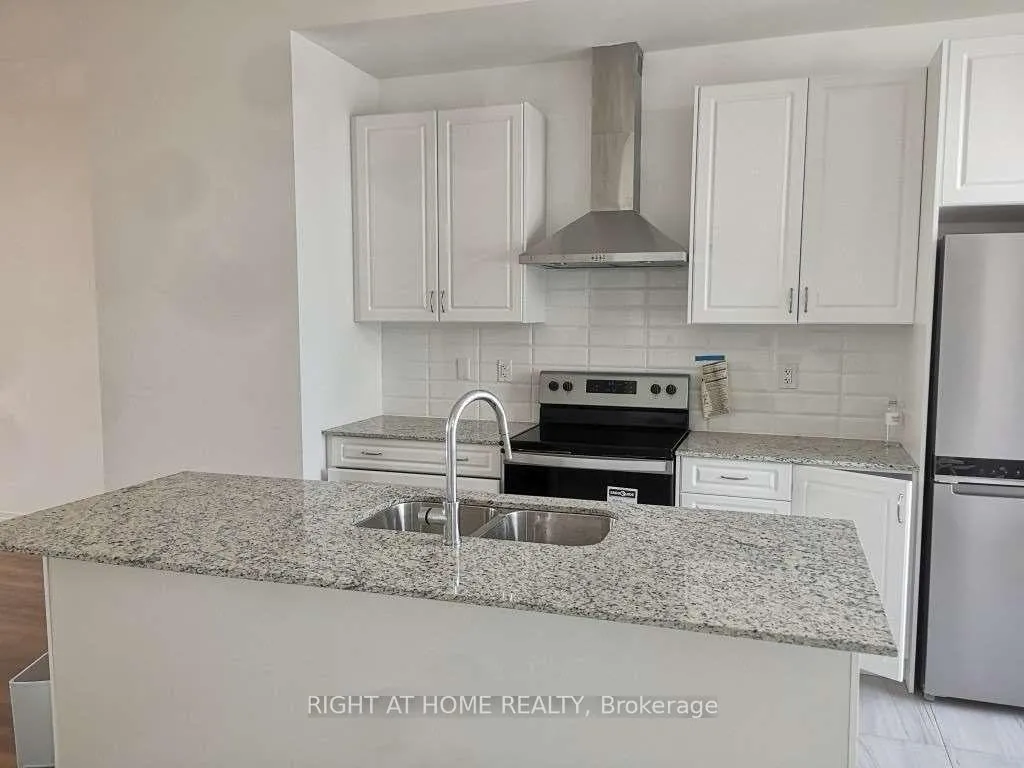 Photo 6 of 159 Markland Street, Markham, Cachet — HOMEH