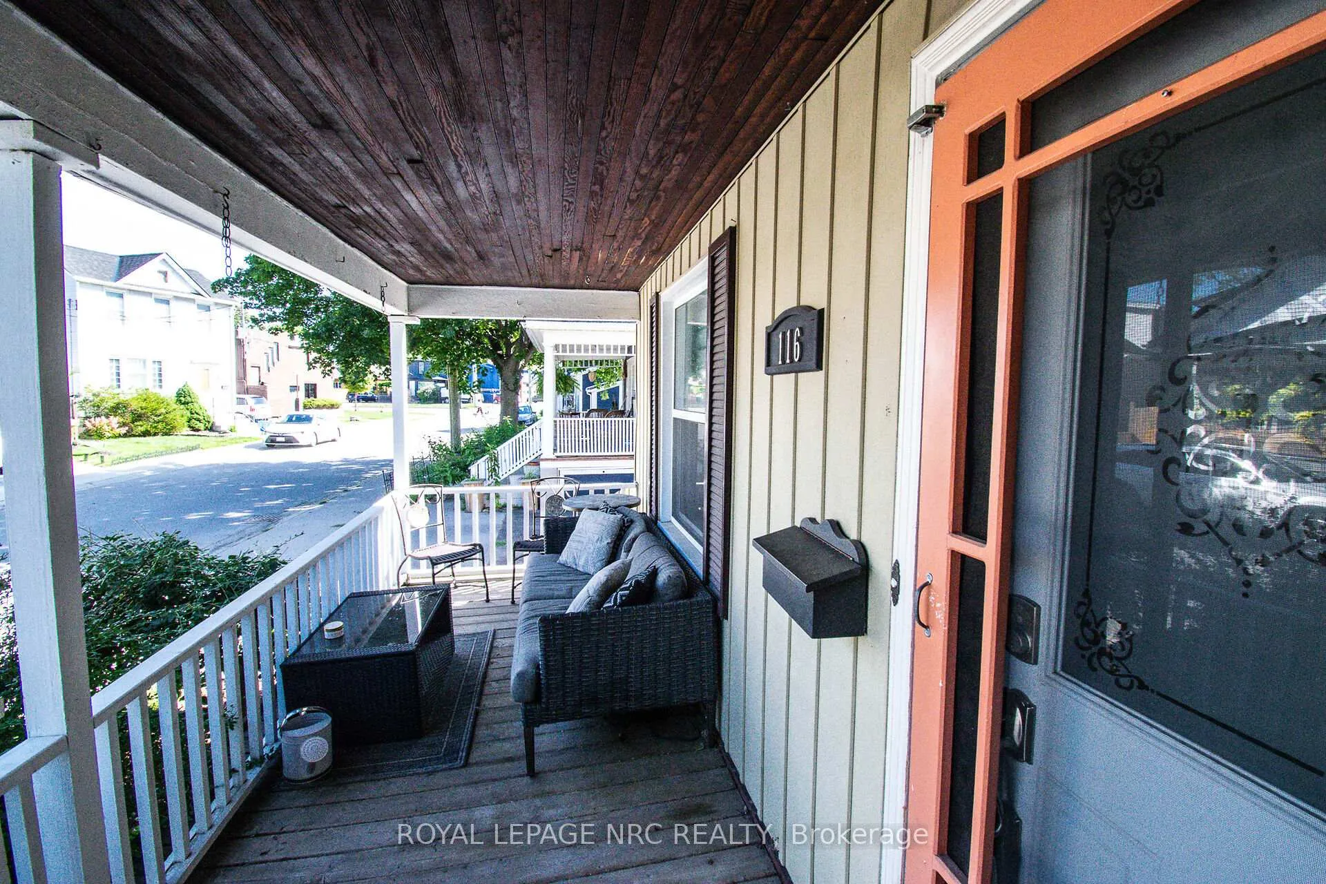 Photo 5 of 116 Lowell Avenue, St. Catharines, Downtown — HOMEH