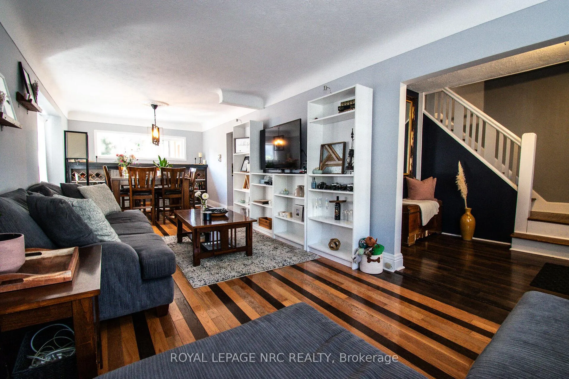 Photo 12 of 116 Lowell Avenue, St. Catharines, Downtown — HOMEH