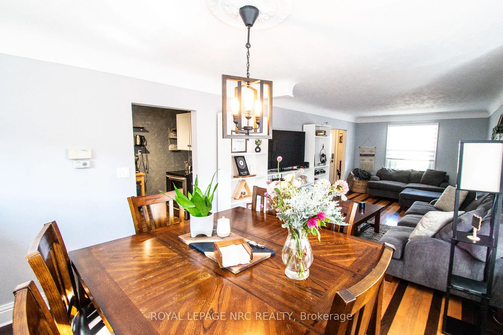Photo 18 of 116 Lowell Avenue, St. Catharines, Downtown — HOMEH