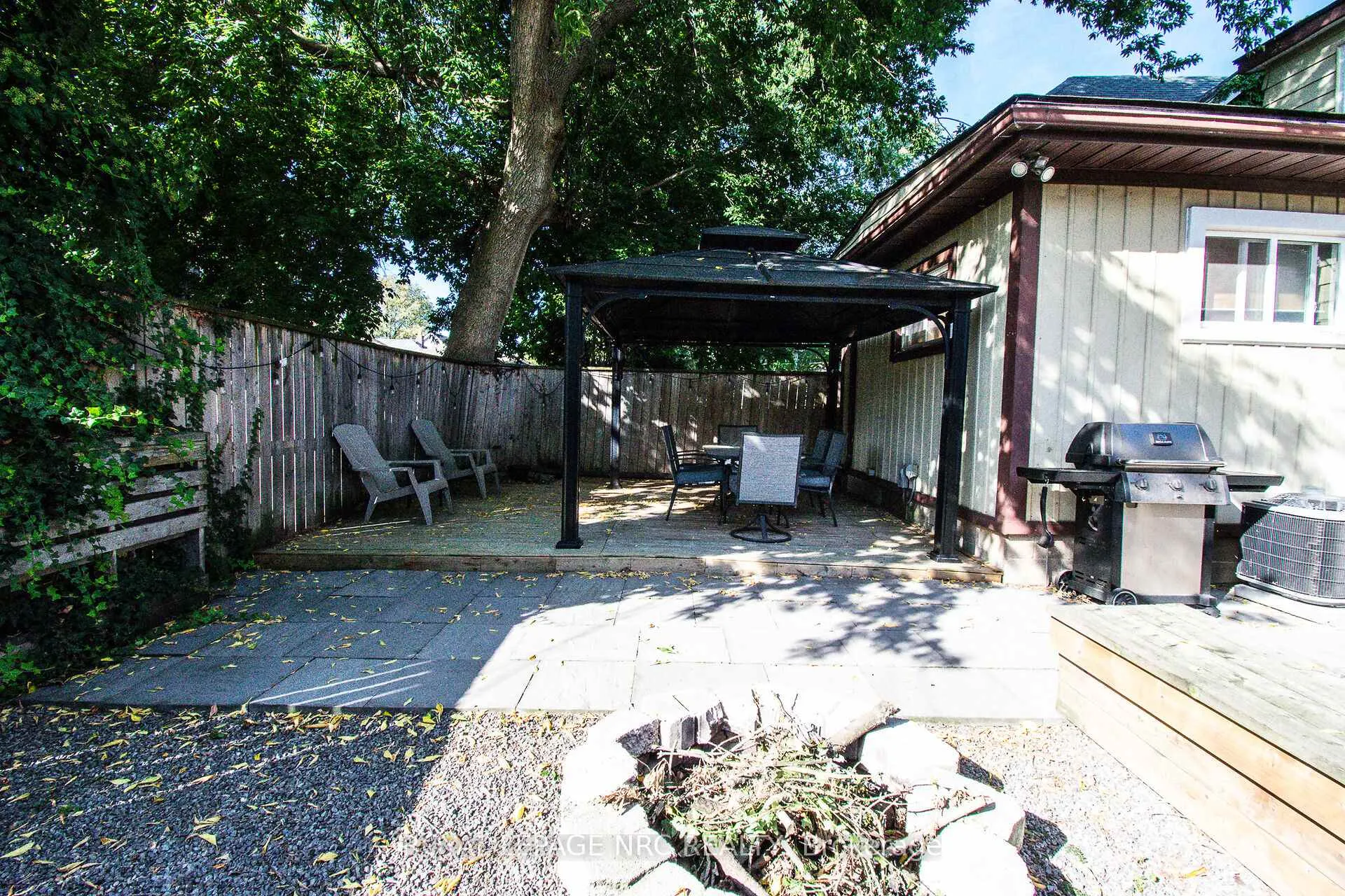 Photo 44 of 116 Lowell Avenue, St. Catharines, Downtown — HOMEH