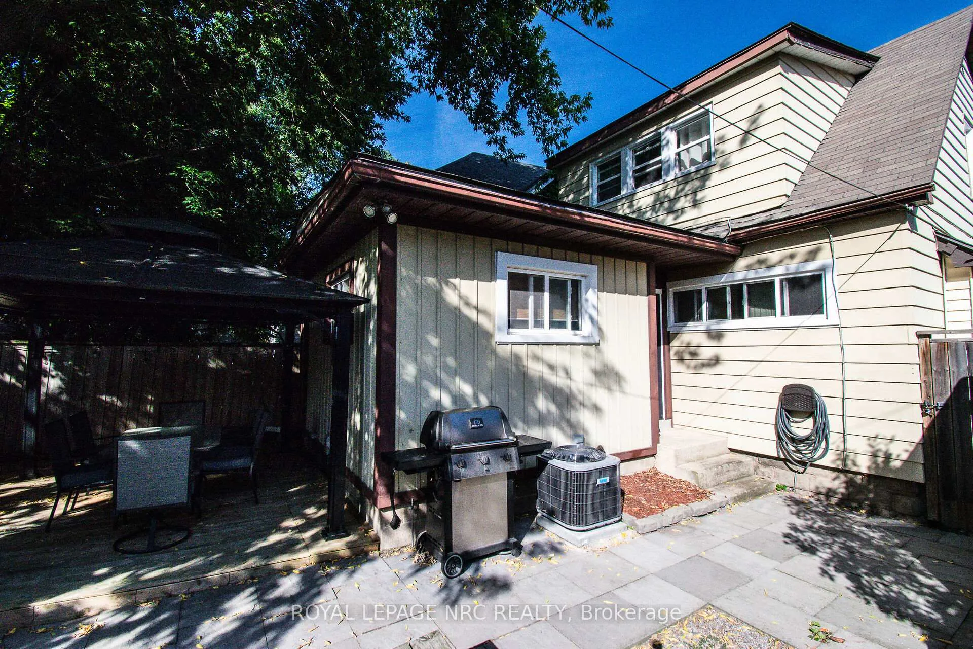 Photo 45 of 116 Lowell Avenue, St. Catharines, Downtown — HOMEH